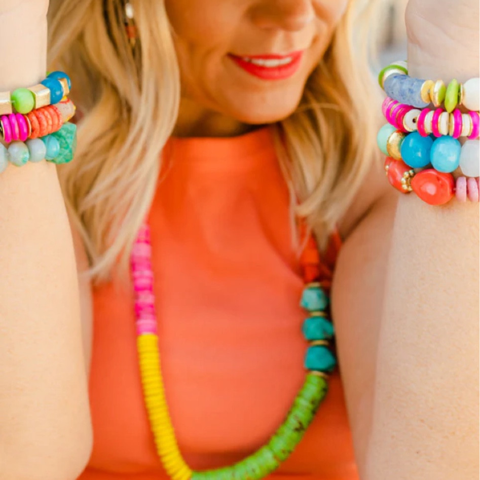 The CUTEST collection just launched!

#LTKGiftGuide #LTKFestival #LTKSeasonal