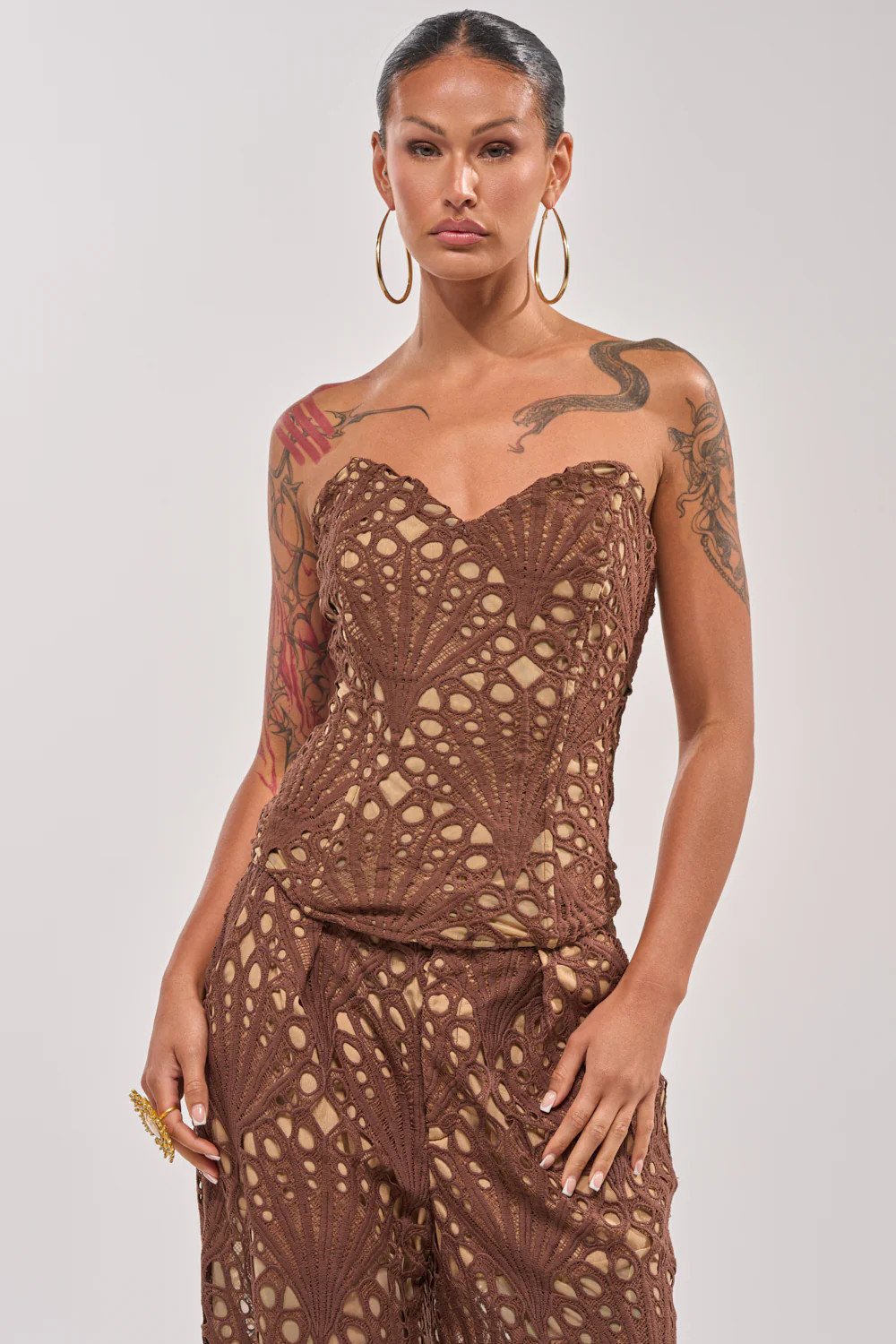 CLAIRE EYELET CORSET | AKIRA