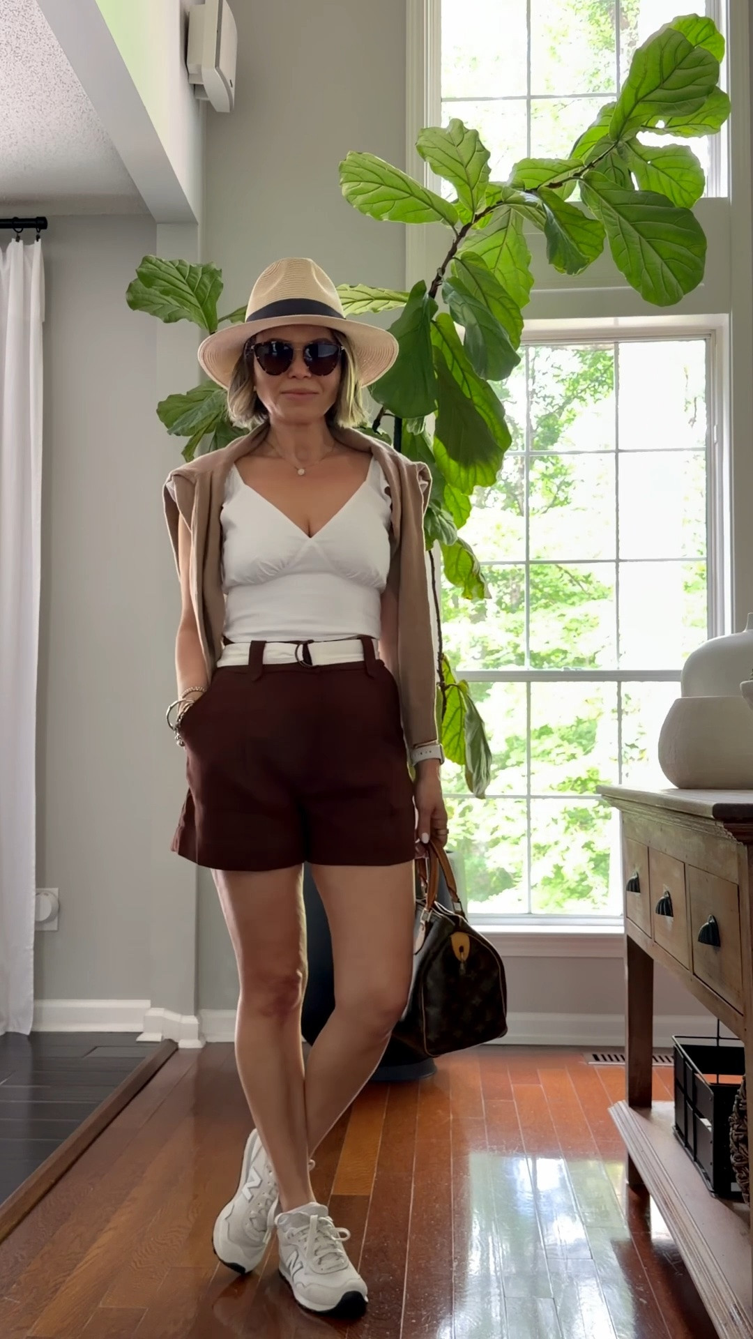 memorial day weekend outfit
Casual white top paired with brown pleated shorts, cream sneakers, beige cardigan and LV speedy 25🤎


#summer #memorialday #weekend #over50 #LouisVuitton

#LTKSeasonal #LTKgrwm #LTKOver40