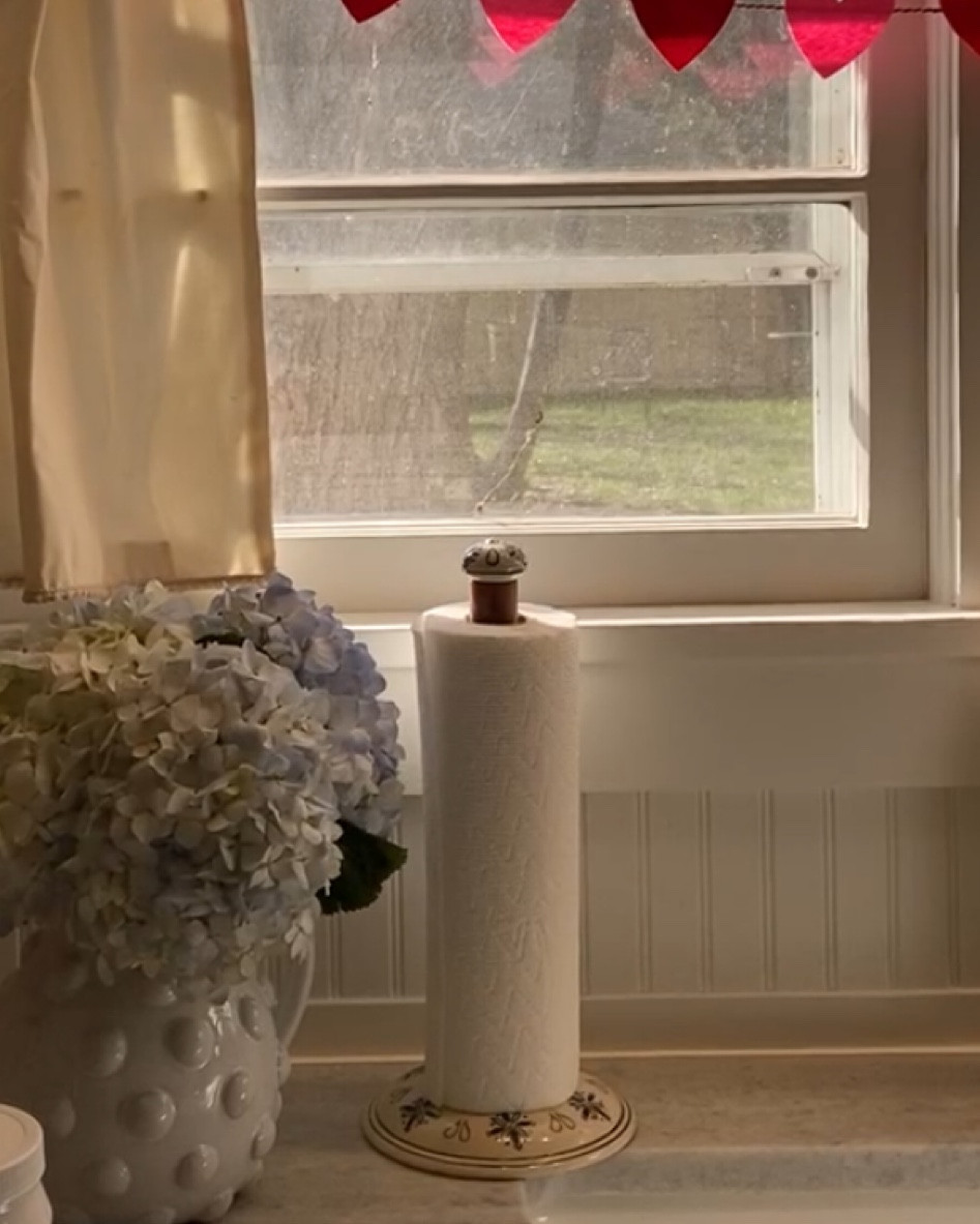 Found this sweet paper towel holder a few years ago from Homegoods, but here are some I’d buy today 🧻🥰

#LTKhome #LTKFind #LTKunder100