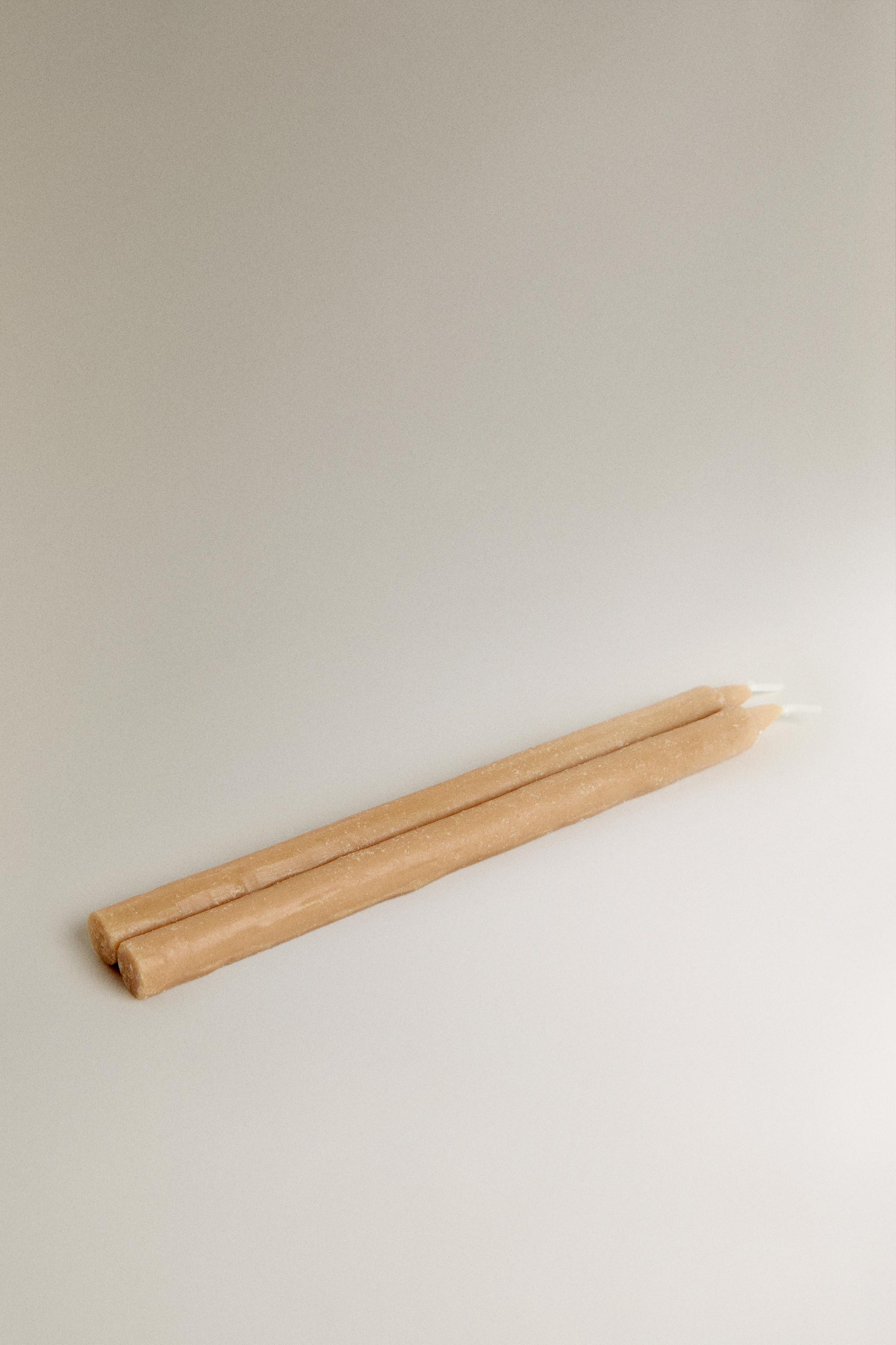 SET OF DECORATIVE AMBER TAPER CANDLES (SET OF 2) | Zara US