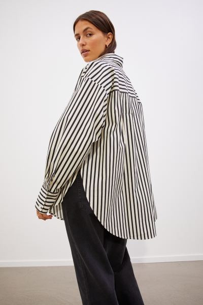 Oversized cotton shirt - White/Striped - Ladies | H&M GB | H&M (UK, MY, IN, SG, PH, TW, HK)