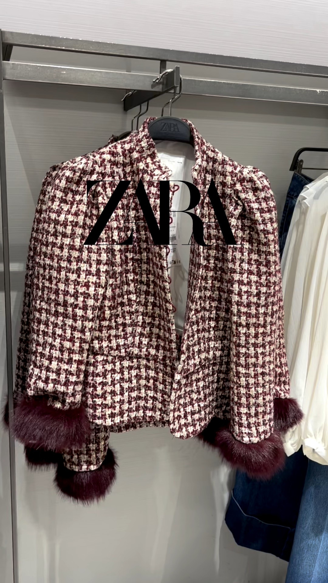 Zara gives CHANEL

#LTKmidsize #LTKFashionMonth #LTKitalia