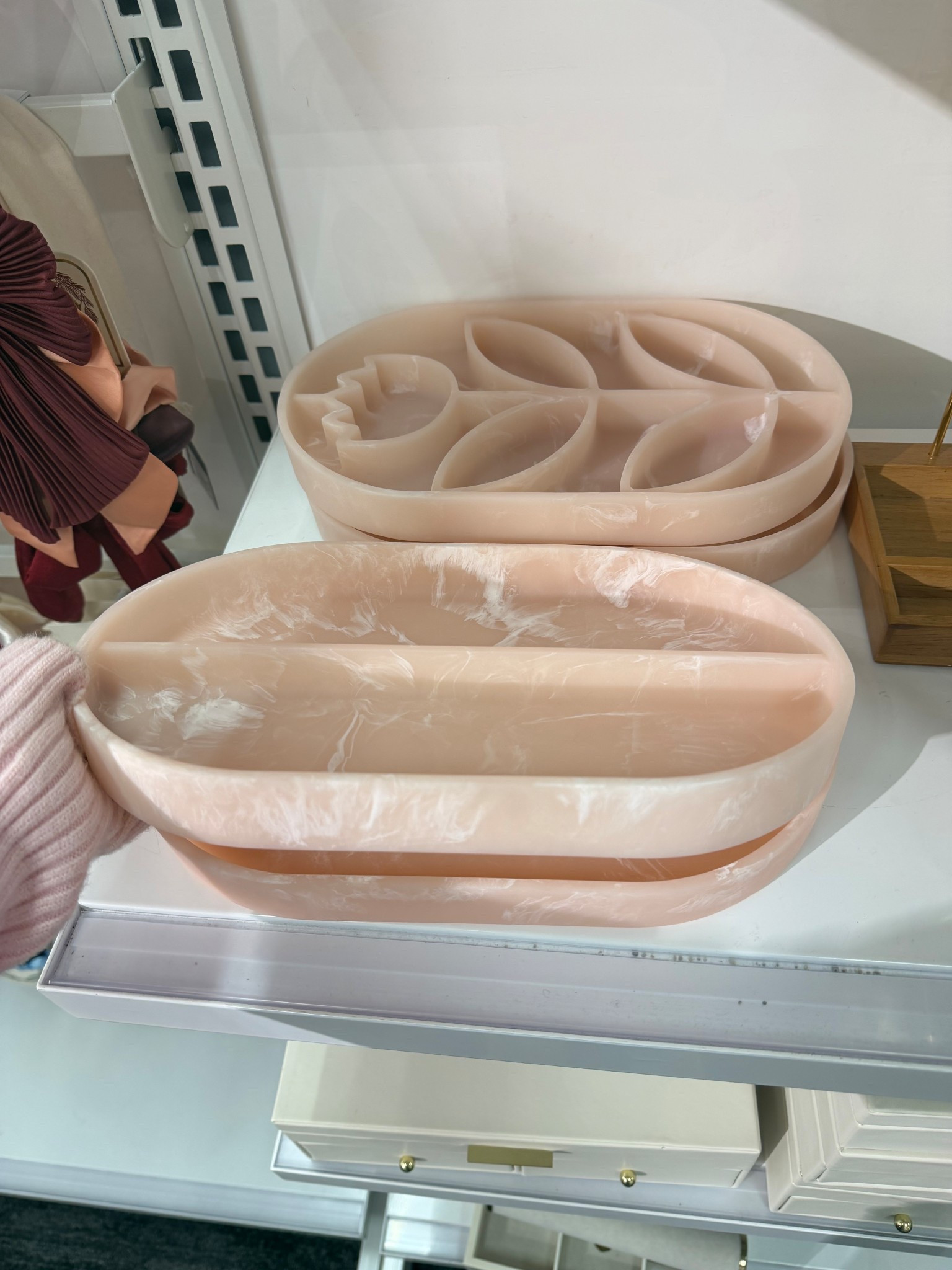 Gorgeous fake marble display dish at Target!!! 

#LTKHome #LTKFindsUnder50