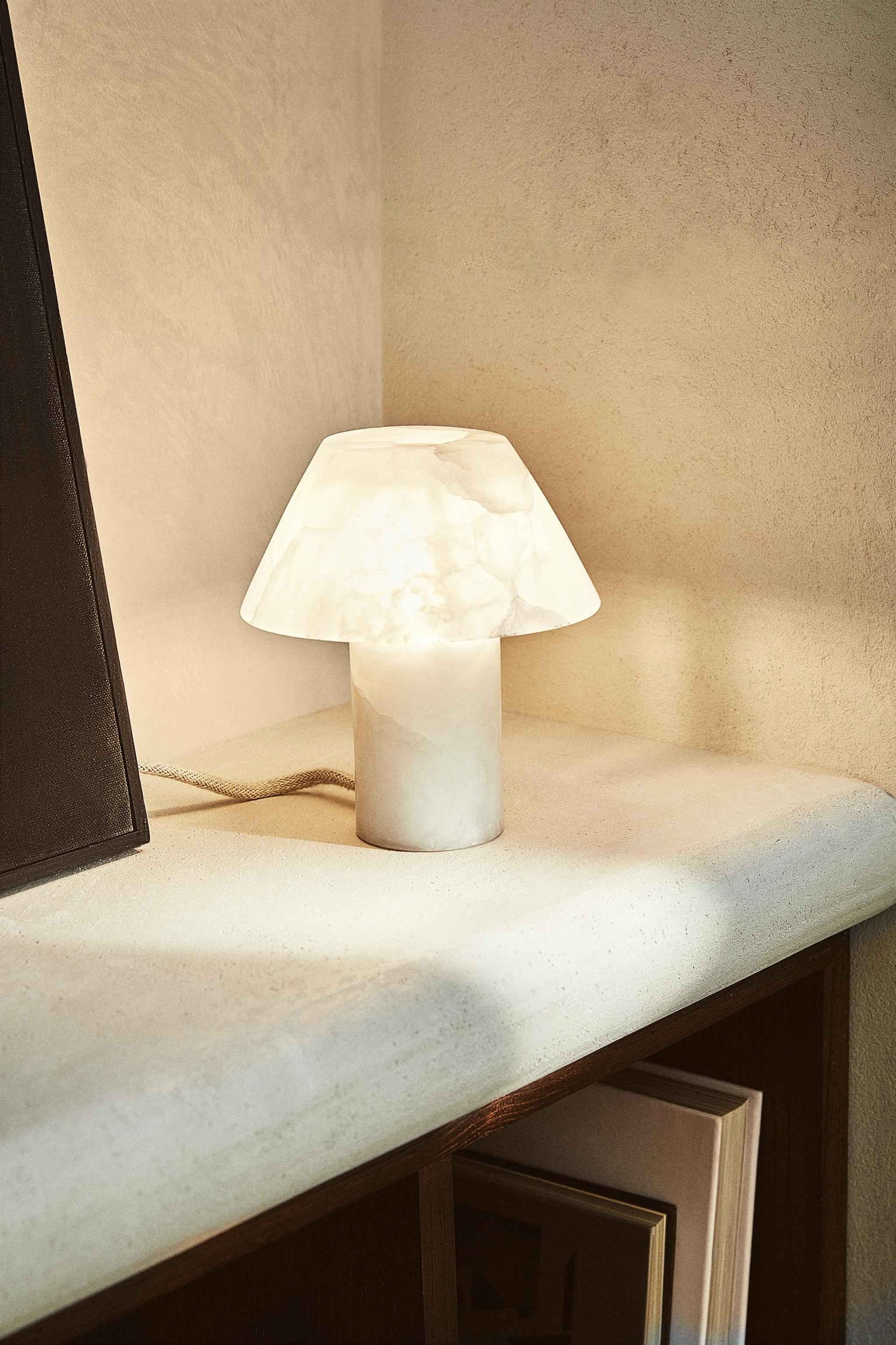 SMALL ALABASTER TABLE LAMP | Zara US