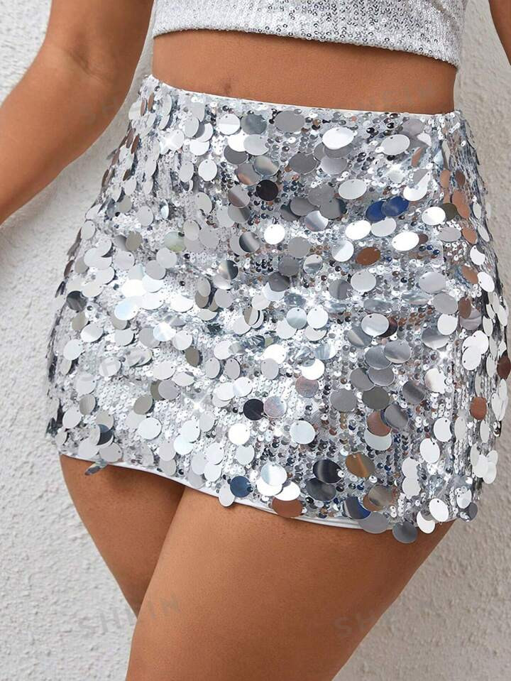 SHEIN BAE Plus Size Shiny Sequin Skirt | SHEIN
