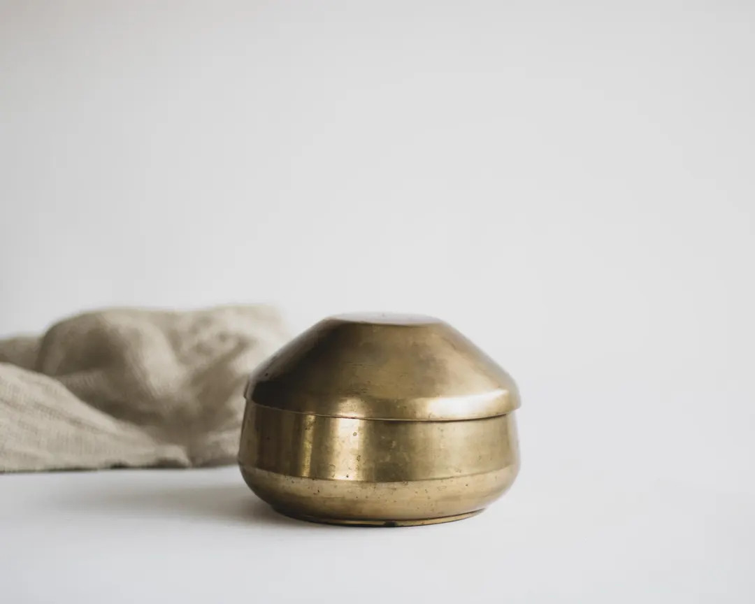 Vintage Mid Century Brass Box With Lid, Decorative Brass Storage Box, MCM Lidded Brass Accessory ... | Etsy (US)
