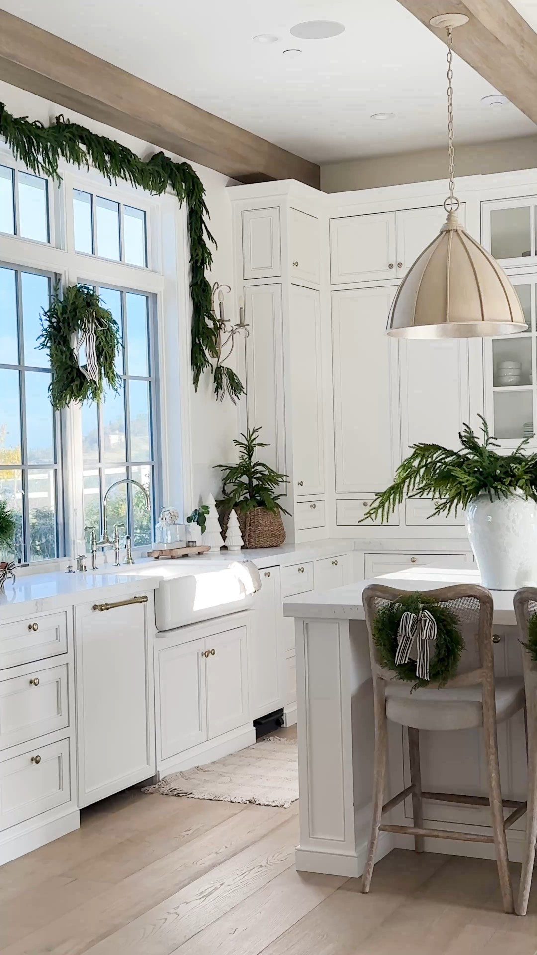 Right now all of my garlands, wreaths and stems are on sale for 25% off!  Use code HOLIDAY25!

#LTKHome #LTKSeasonal #LTKSaleAlert