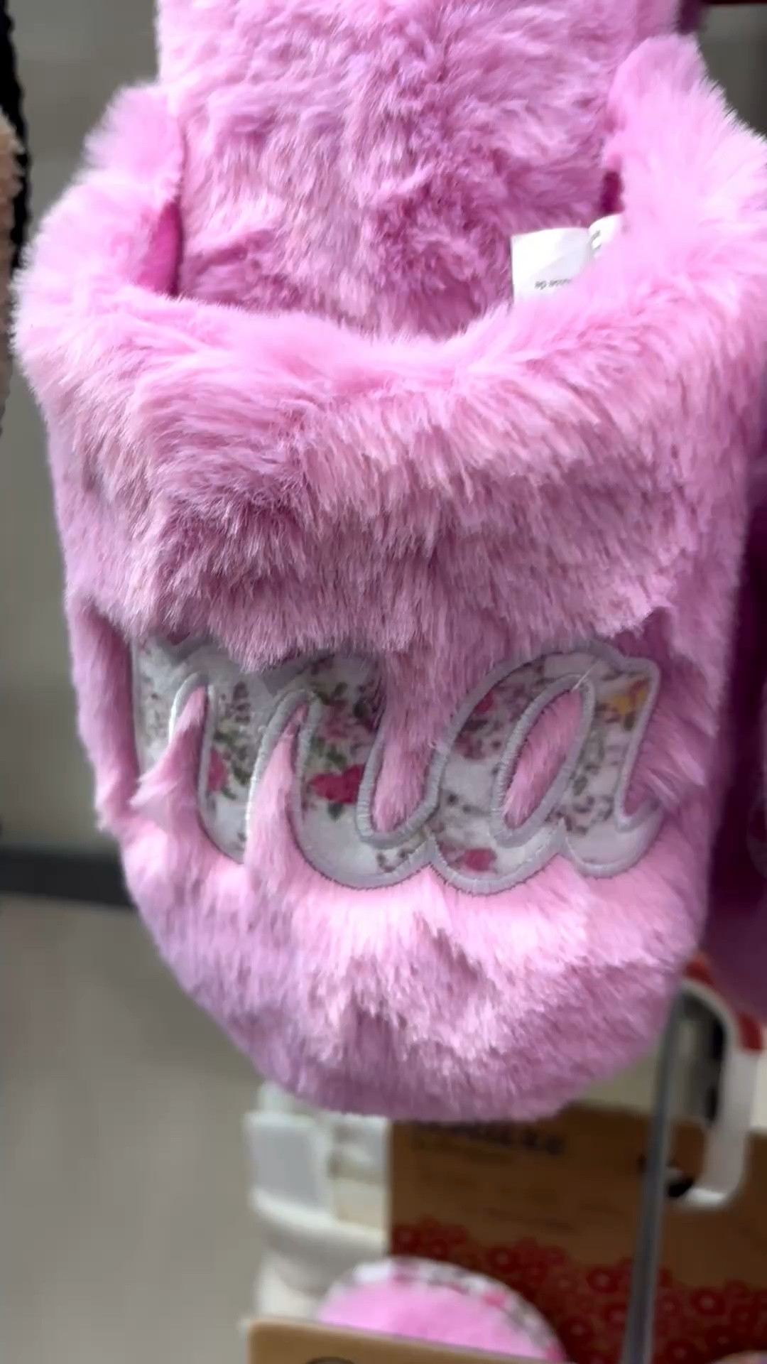 The CUTEST mama slippers! I love the colors for spring!