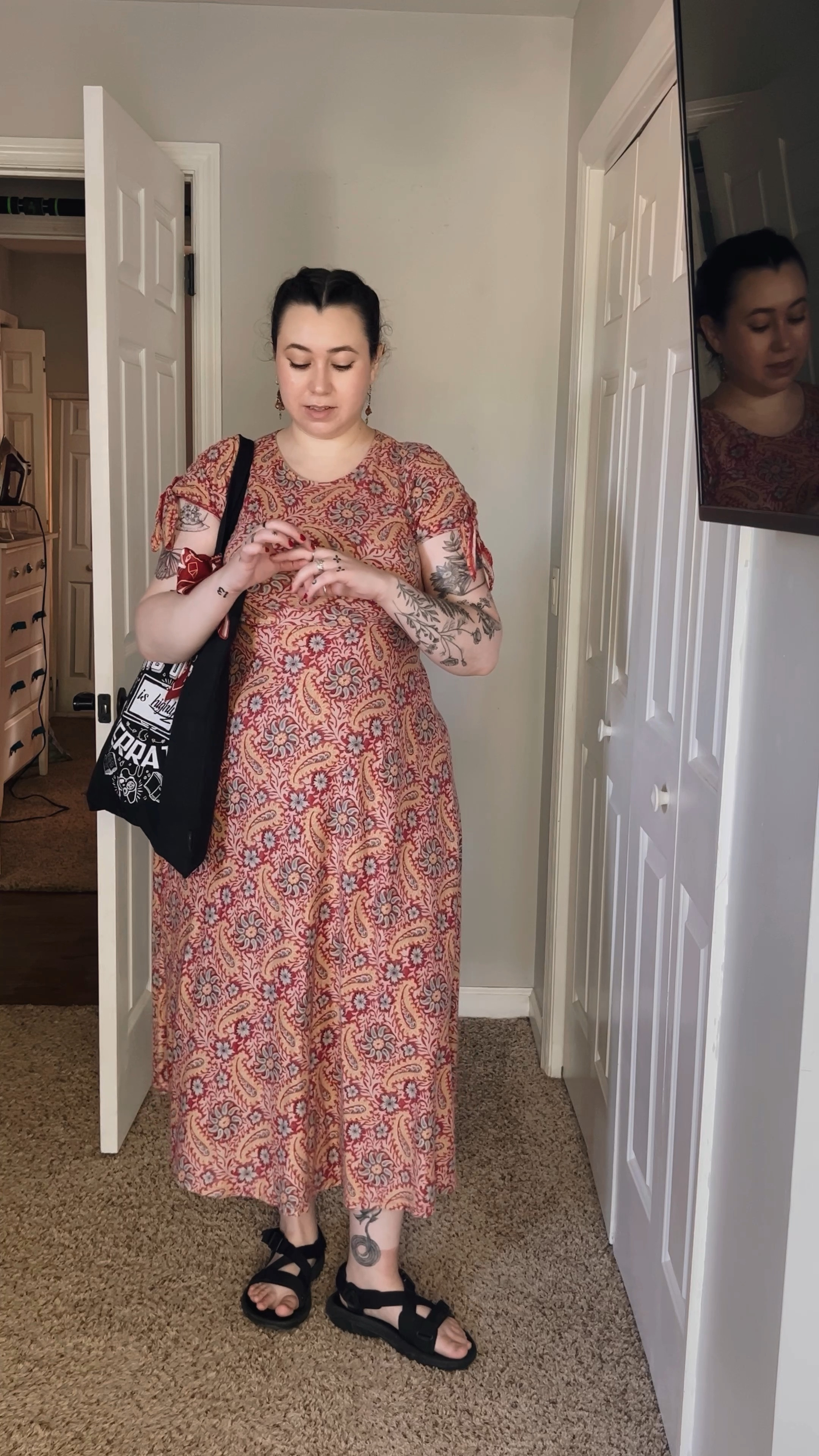 Summer festival red midsize dress #comfortablefashion #fashioninspo #reddress 

#LTKActive #LTKFindsUnder100 #LTKSeasonal