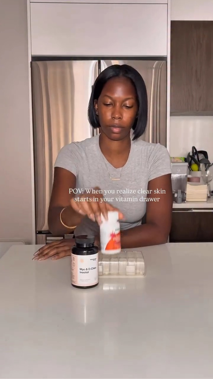 Have you realized this?👀 I’m sharing  more hormonal acne content on here with you guys🤗. 

From my experience, getting acne prone skin to “behave”, is to take care of yourself on the inside just as much as you’re doing to the outside (aka your skincare routine!). And with Fall officially starting, it’s time to prioritize our bodies and our skin! 

…oh and yes I will use my grandma pill collector to keep me on track lol. 

**These vitamins and supplements can be found in my LTK or Amazon storefront but you can also try your own brands**
.

.

.
#vitaminsandsupplements #hormonalacne #hormonalhealth #guthealth #womenswellness #acneproneskin #hormonalacneskincare #blackgirlskincare #nyccontentcreator