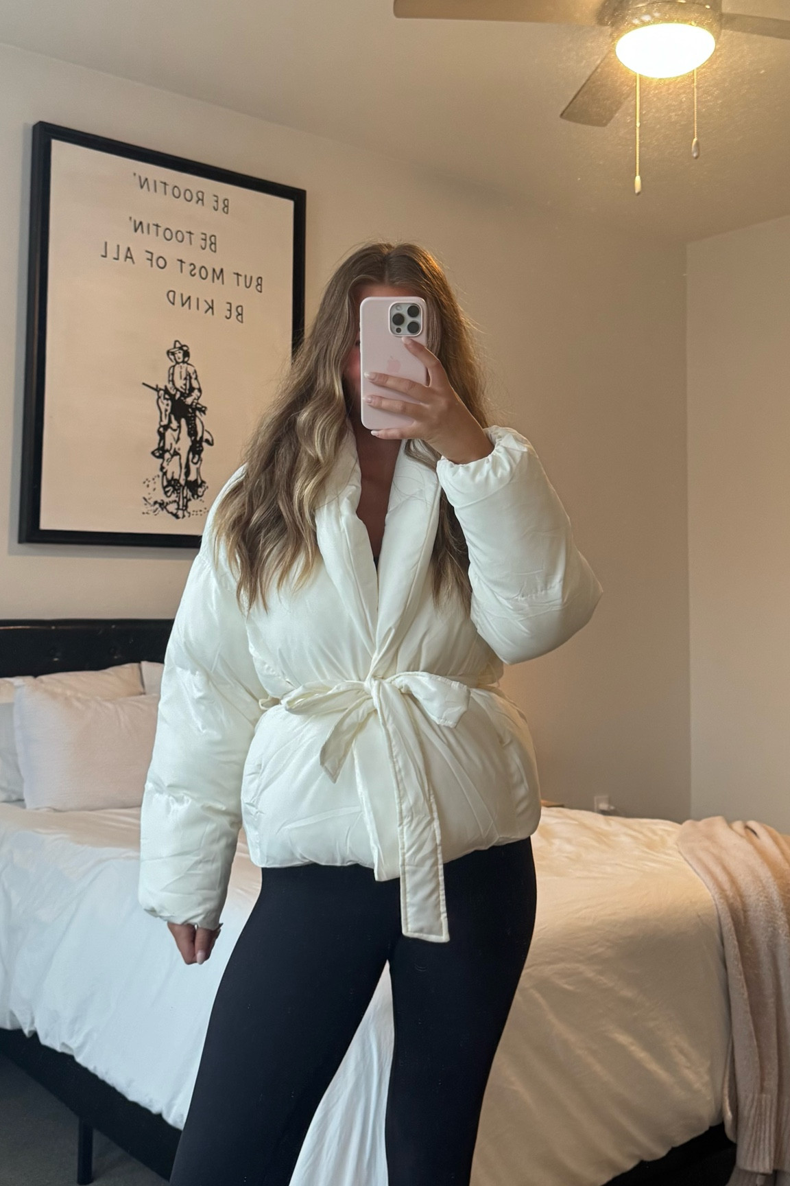 The CUTEST winter coat. 

#LTKStyleTip #LTKTravel #LTKSeasonal