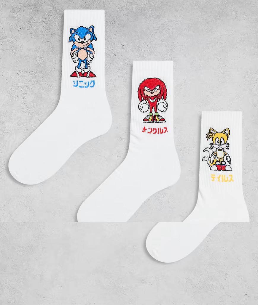 ASOS DESIGN 3 pack socks with Sonic graphic in white | ASOS (Global)