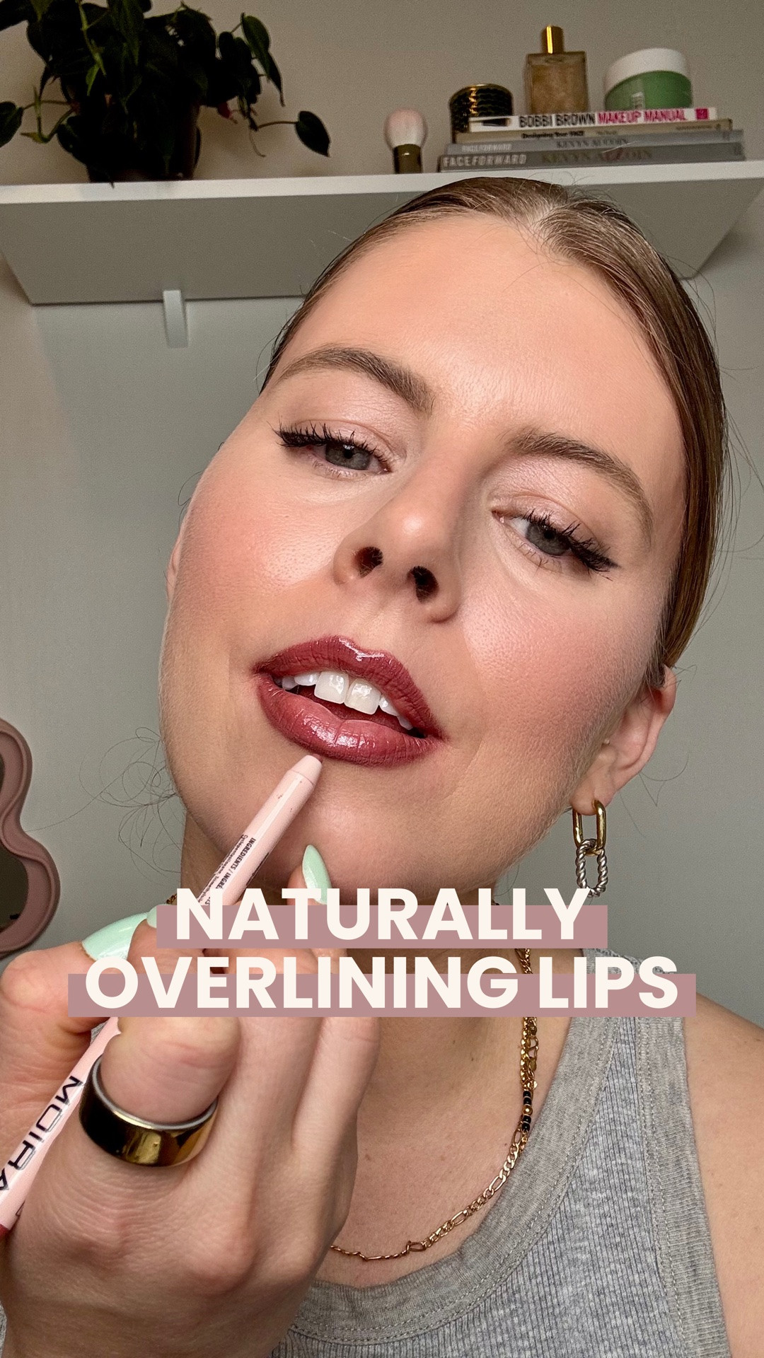 The insane overlining has always been a pet peeve of mine, but I know there are just not enough tutorials on how to do it better!

Products mentioned in video:
Moira Waterproof Liner in shade Dolly
Rhode Peptide Lip Balm in Pretzel

*these shades may not be available through LTK!