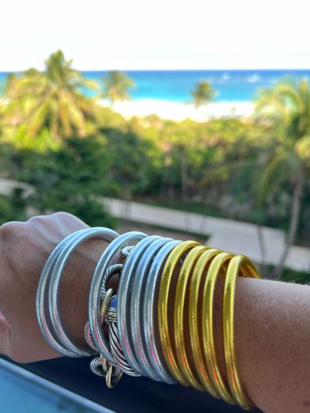 Accessories are always an essential for me even at the beach, so @BudhaGirl's all weather bangles are perfect for me. They come in 4 different colors so they're sure to match any outfit, are waterproof and so light weight. #ad #budhagirl #budhagirlpartner #allweatherbangles #wristcape #mindfulglamour #budhagirlbangles

#LTKstyletip #LTKtravel #LTKFestival