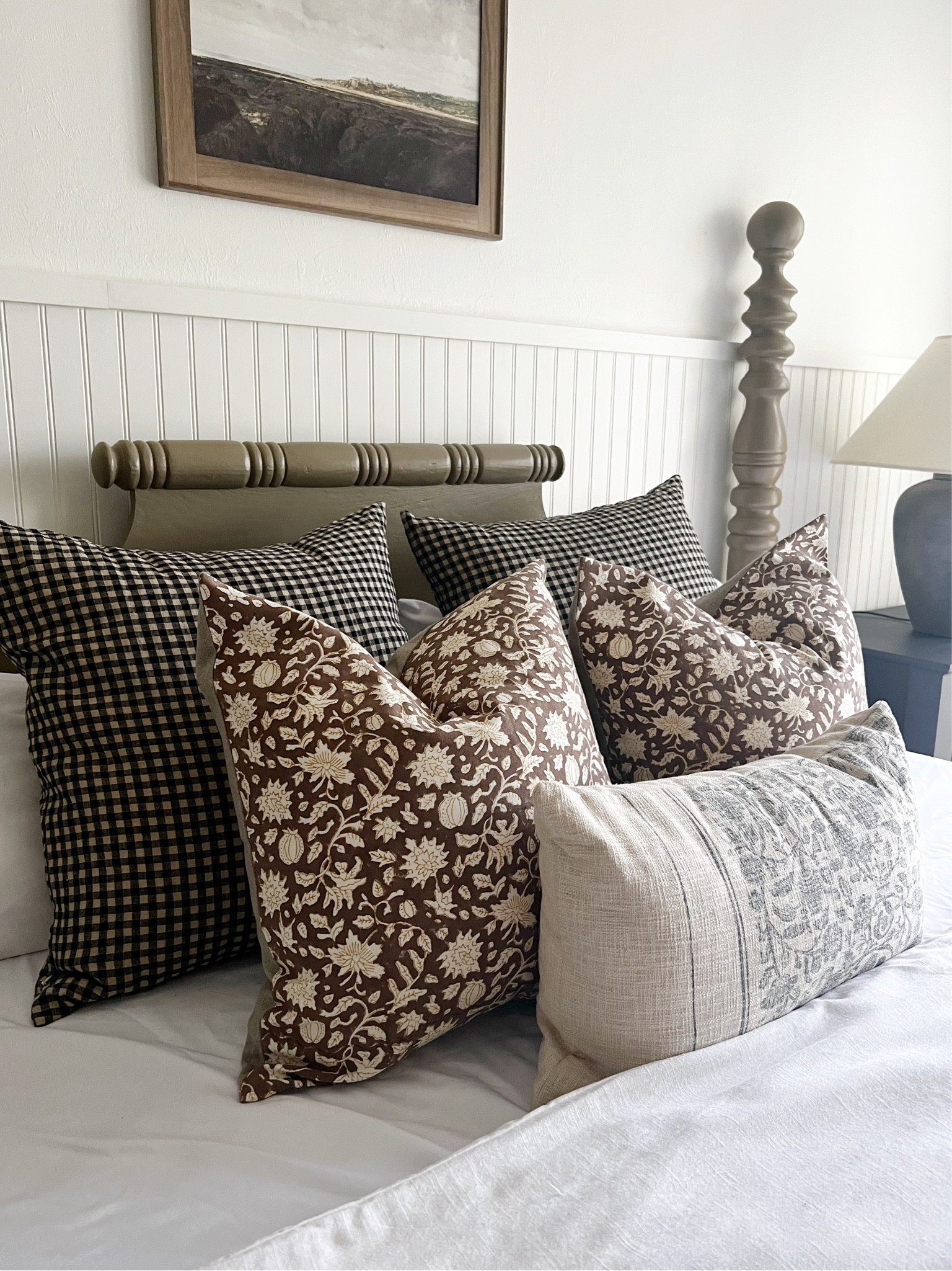 Love this pillow combo! The gingham with the floral is so good. The floral pillows happen to currently be on sale! Pillows and linens are the fun part of putting a room together. 

#LTKhome #LTKstyletip #LTKfamily

#LTKHome #LTKSaleAlert