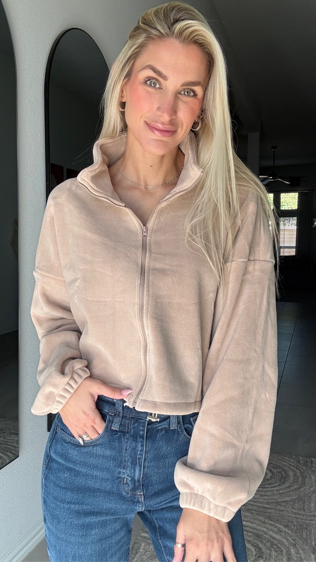 “This caramel fleece jacket is my go-to cozy layer right now! It’s cropped, warm, and has that soft sherpa feel that makes you never want to take it off. The stand collar and bungee hem help keep out the cold, and it looks so cute with leggings or jeans. Perfect mix of warmth, comfort, and style for winter days.

#LTKCyberWeek #LTKStyleTip #LTKSeasonal