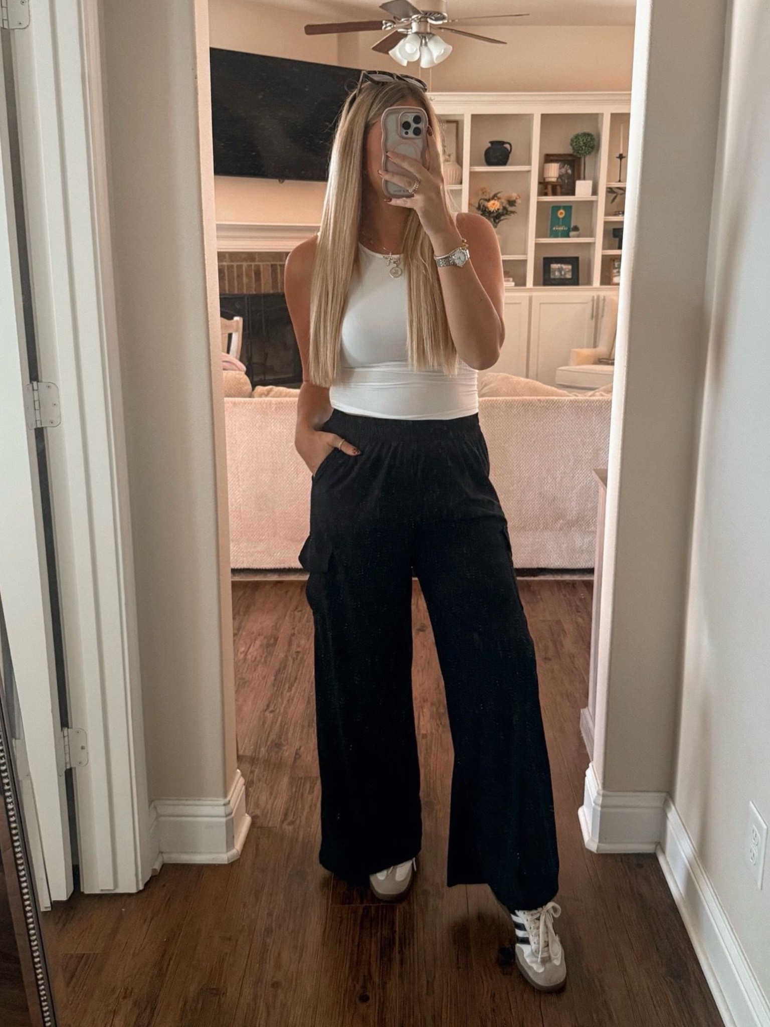 Amazon basics 
Cargo active pants
Tall lengths
I’m 5’9

#LTKActive #LTKFindsUnder50 #LTKTall