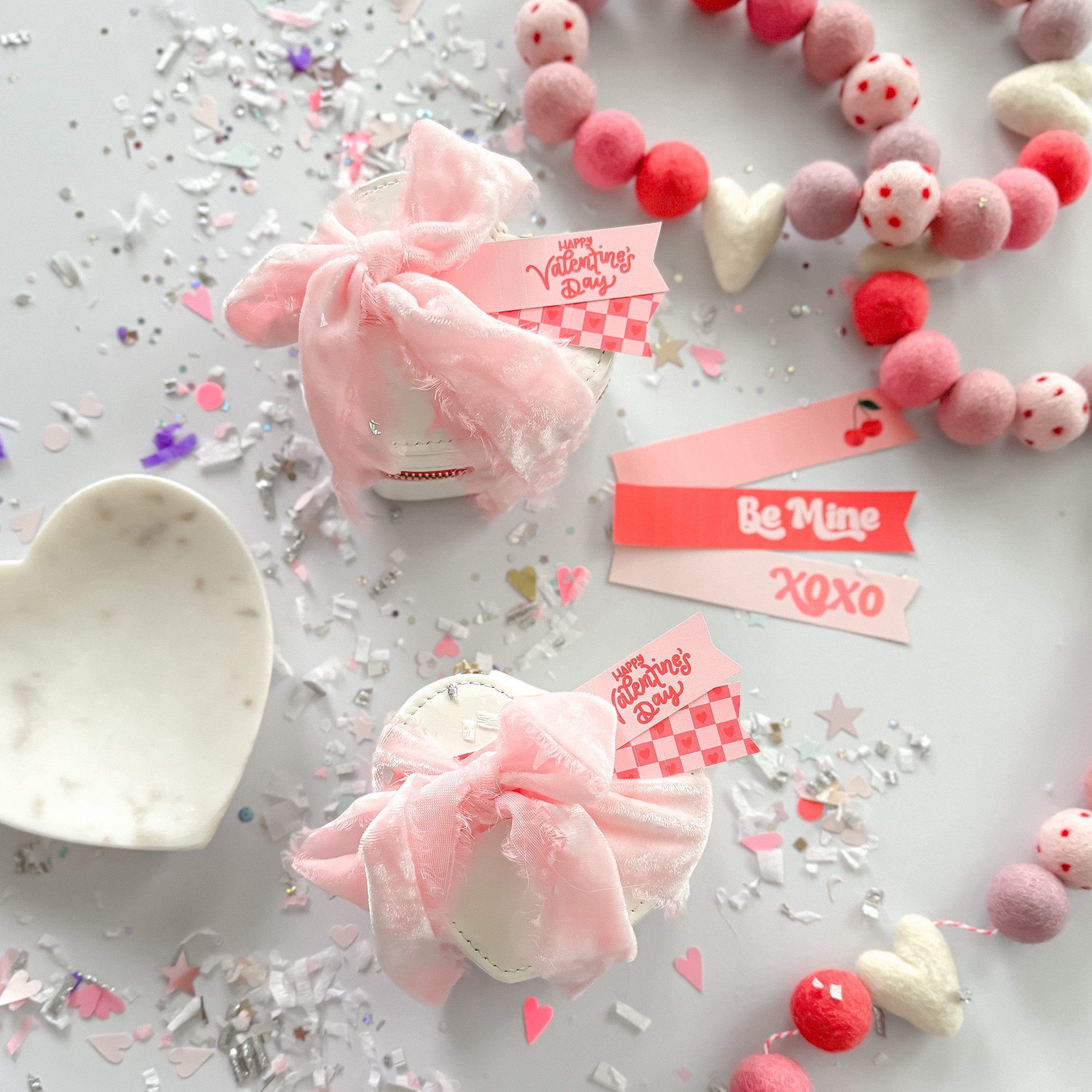 Valentines Day Teacher Gift 

These heart jewelry boxes make the perfect vehicle for a gift card for teachers.  Y’all know I’ve polled teachers many times & what they say they really want are gift cards.  Let’s give them what they want & a couple cute bracelets & candy too. 

#teachergift #valentinesday2024 #valentinesdaygift #target #targetstyle #valentinesgift 