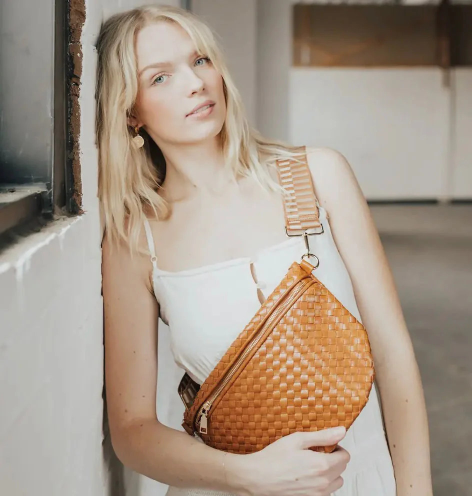 Woven Westlyn Bum Bag | Ama La Vita