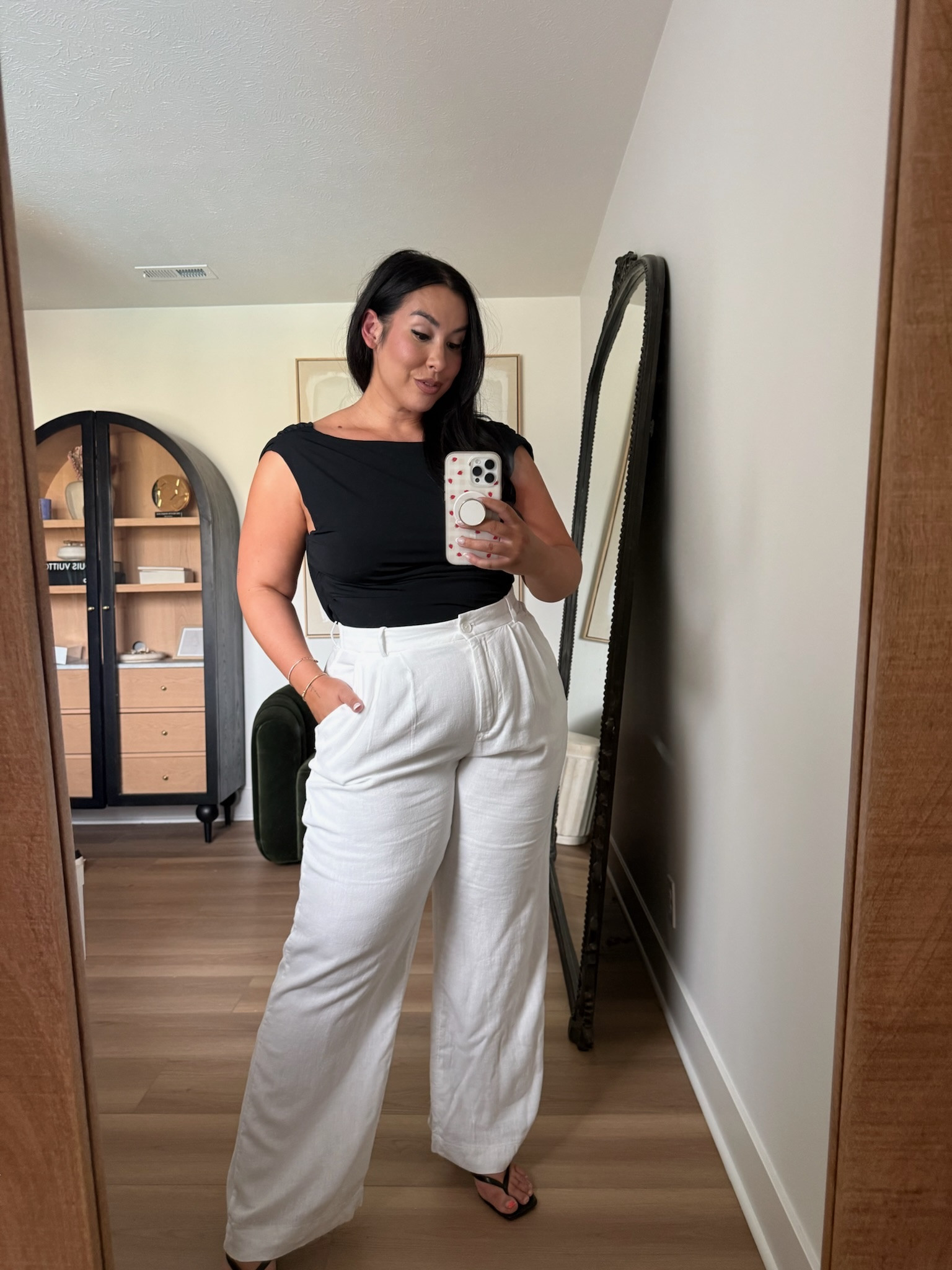 Midsize Abercrombie try on! Size XL
-
-
-
Summer outfits, Abercrombie outfits, midsize outfits, midsize dresses, matching sets, soft pants

#LTKootd #LTKMidsize