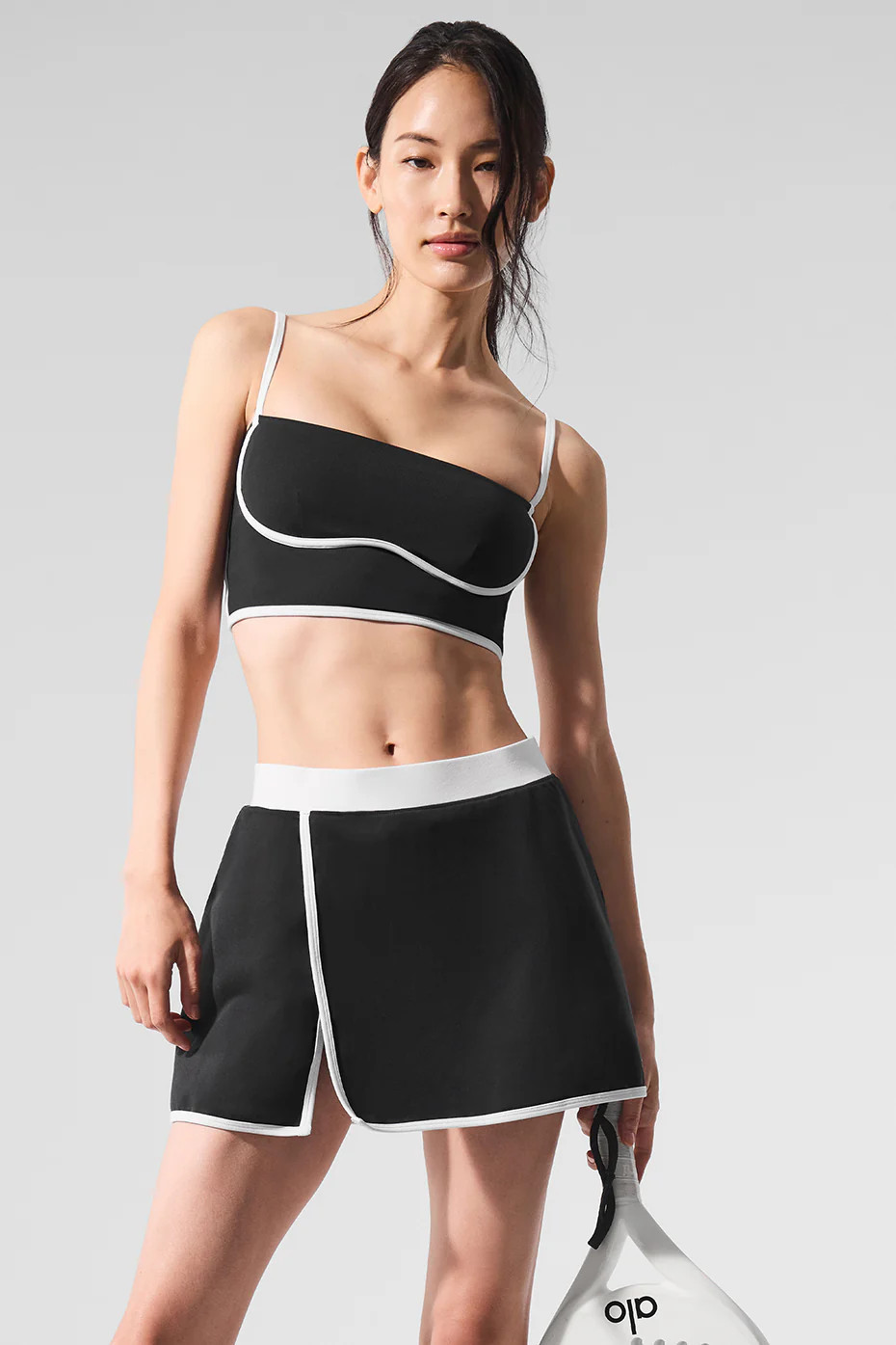 ALO | Airbrush Streamlined Bra Tank Top in Black/White, Size: XS | Alo Yoga (US)