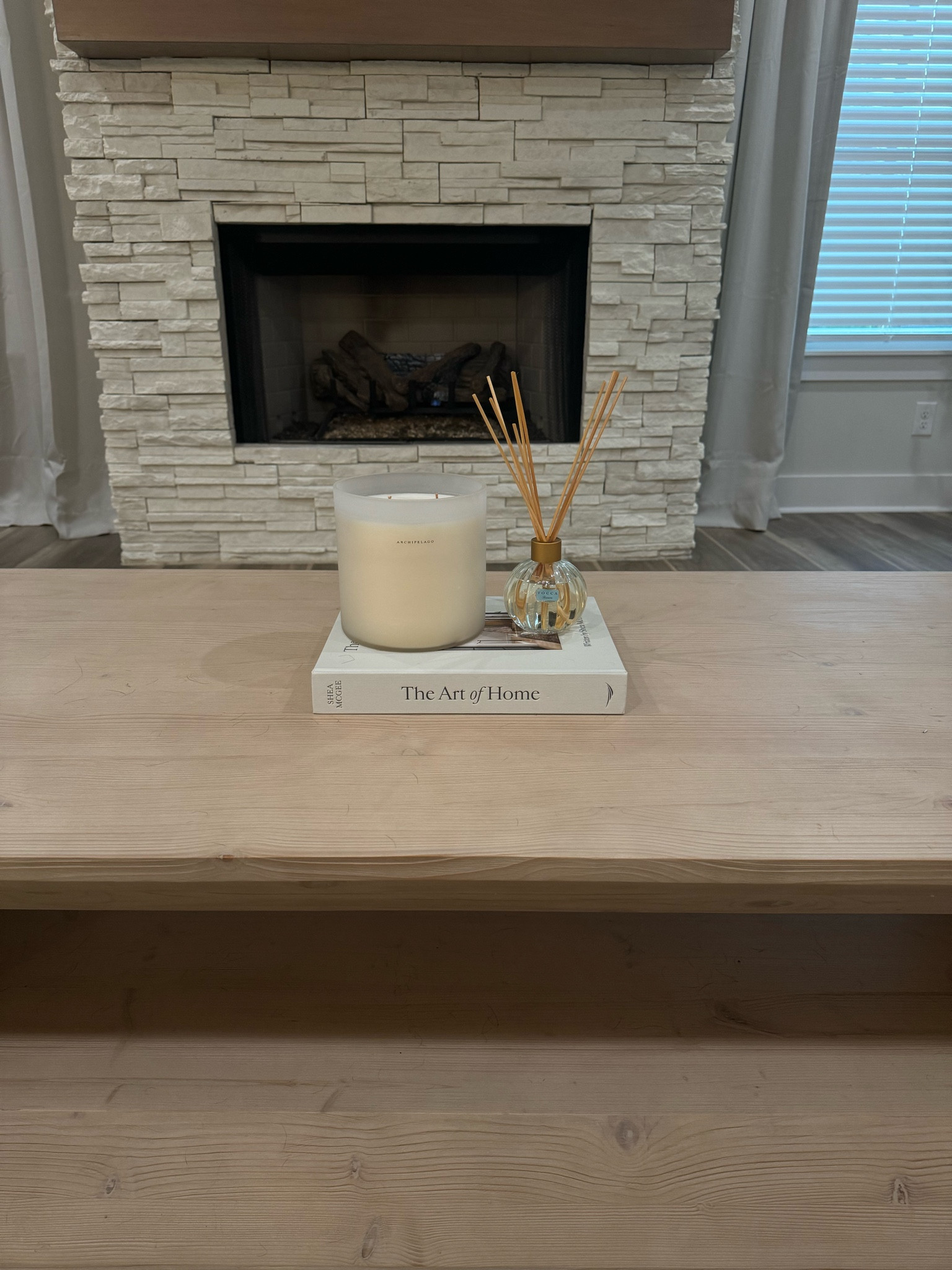 Coffee table details 🤎

Coffee table decor, Crate & Barrel, Tocca, Coffee Table Books, Home Decor 

#LTKhome #LTKsalealert #LTKstyletip
