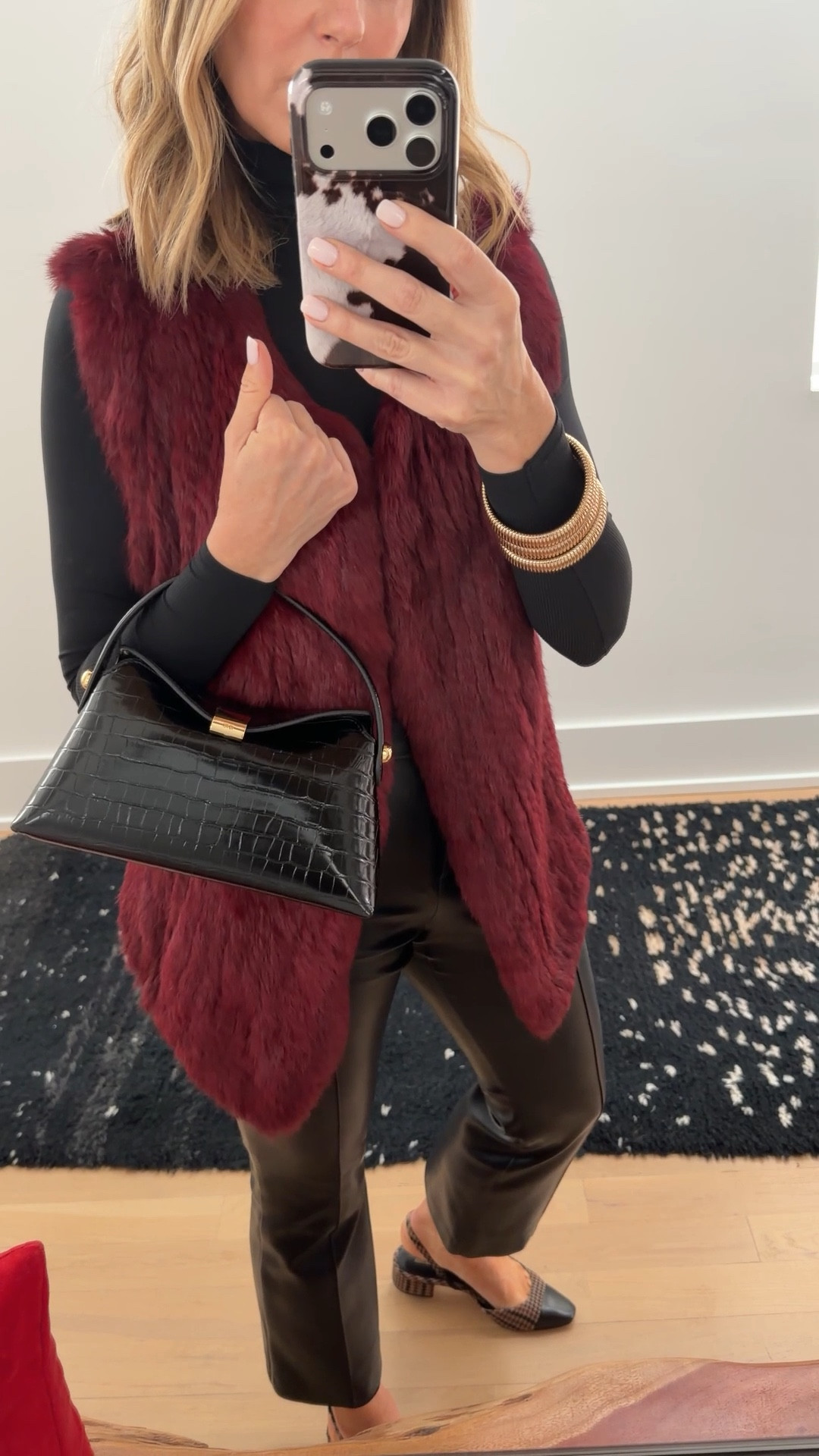 If you’ve been eyeing a chic everyday bag that feels designer but doesn’t cost designer… this is the one.
Under $100 today for Cyber Monday and worth every penny. 🤌🏼✨

#LTKCyberWeek #LTKHoliday #LTKGiftGuide