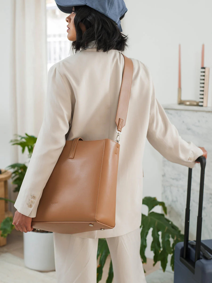 Haven Laptop Tote Bag in Taupe | CALPAK Travel