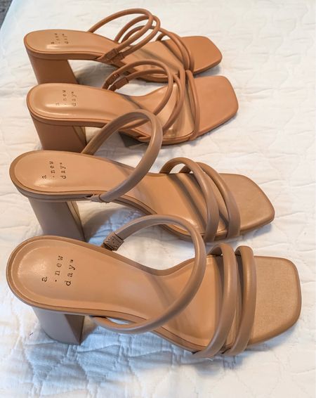 Neutral Target Sandals On Sale

#LTKshoecrush #LTKxTarget #LTKfindsunder50