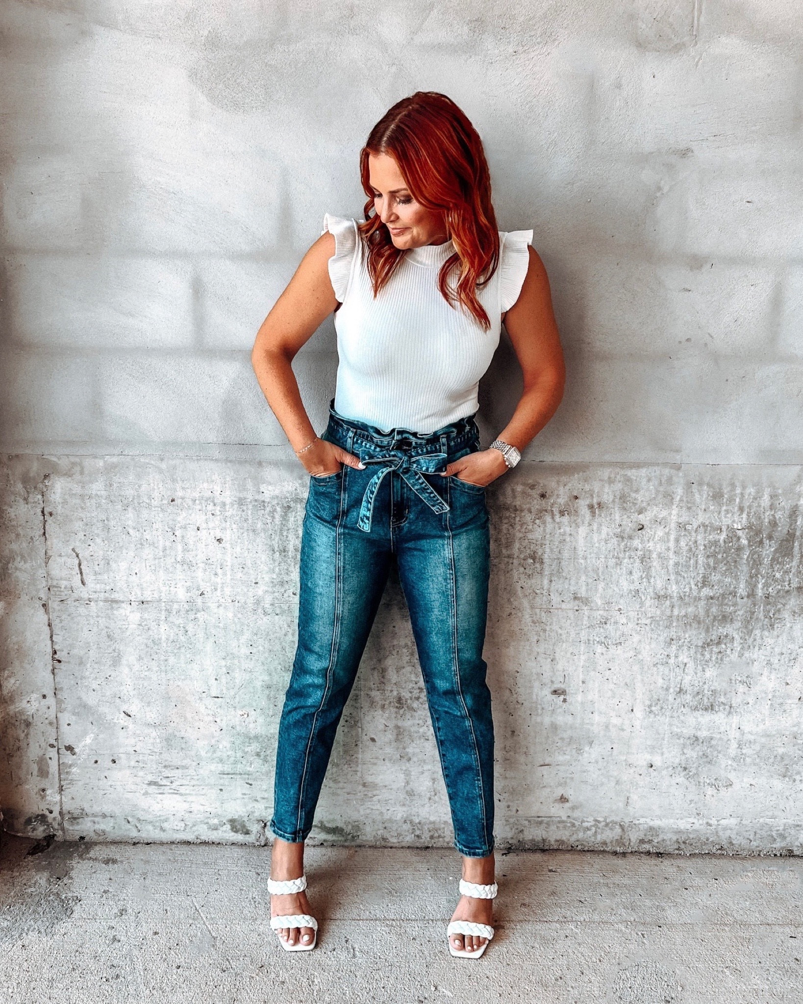 》MAJOR SALE ALERT 🚨 Just saw that these adorable VICI tie-front jeans are only $38 right now- sizes 26 - 32 in stock!⁣ 

#LTKsalealert #LTKunder50