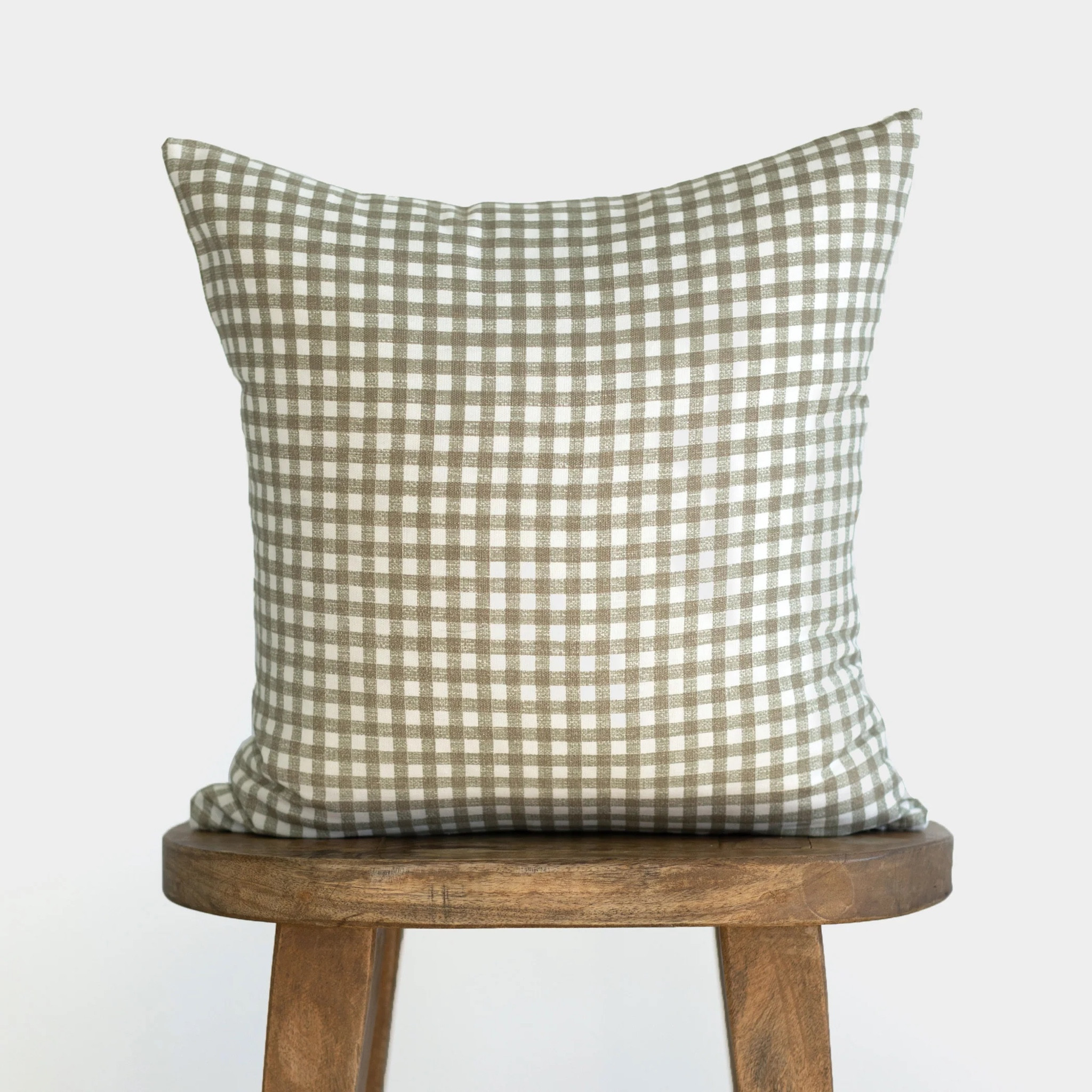 Woven Nook Gingham 18”/22/26” Pillow Cover