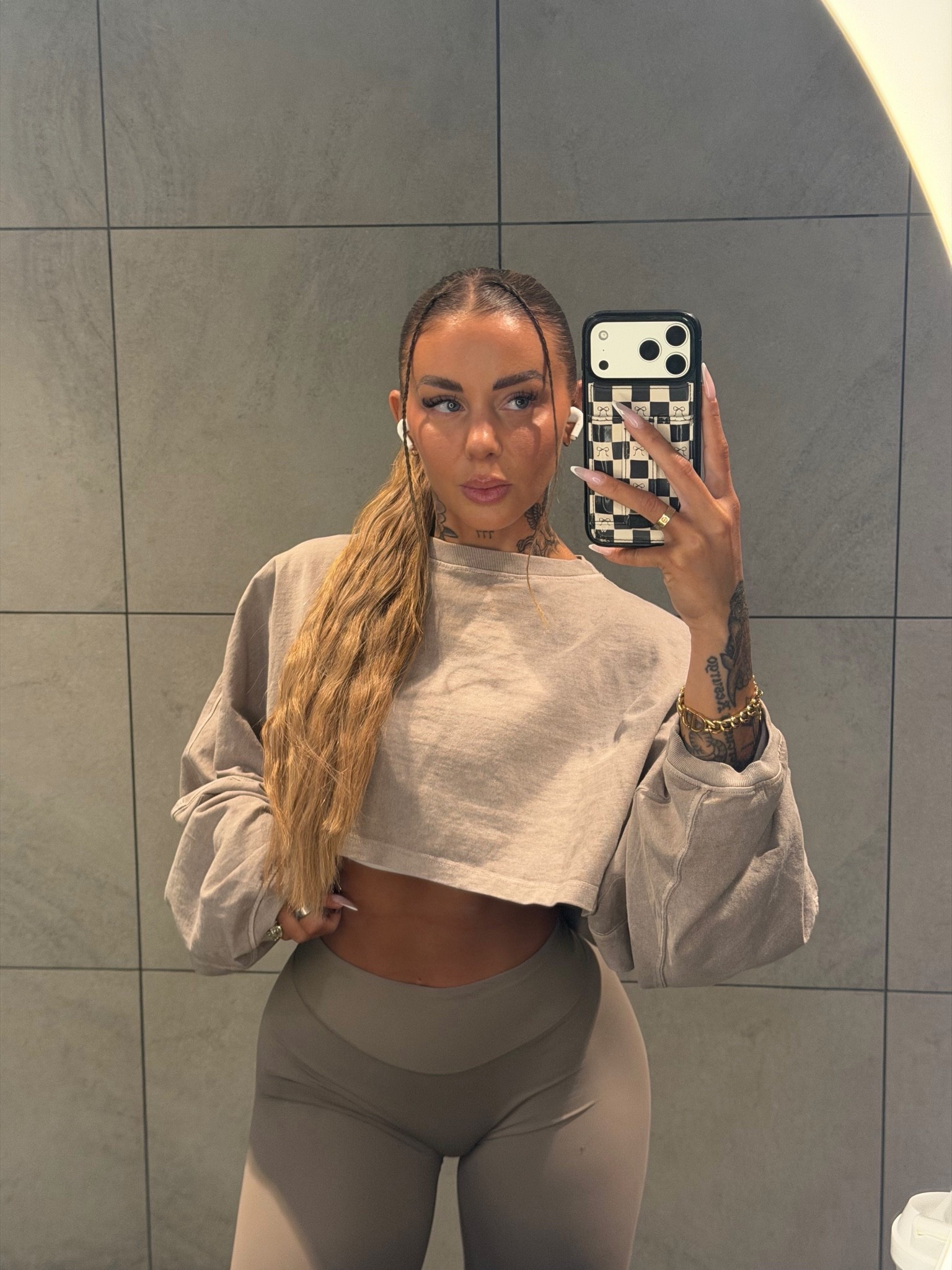 Neutrals

#LTKgrwm #LTKootd #LTKfitnessgoals