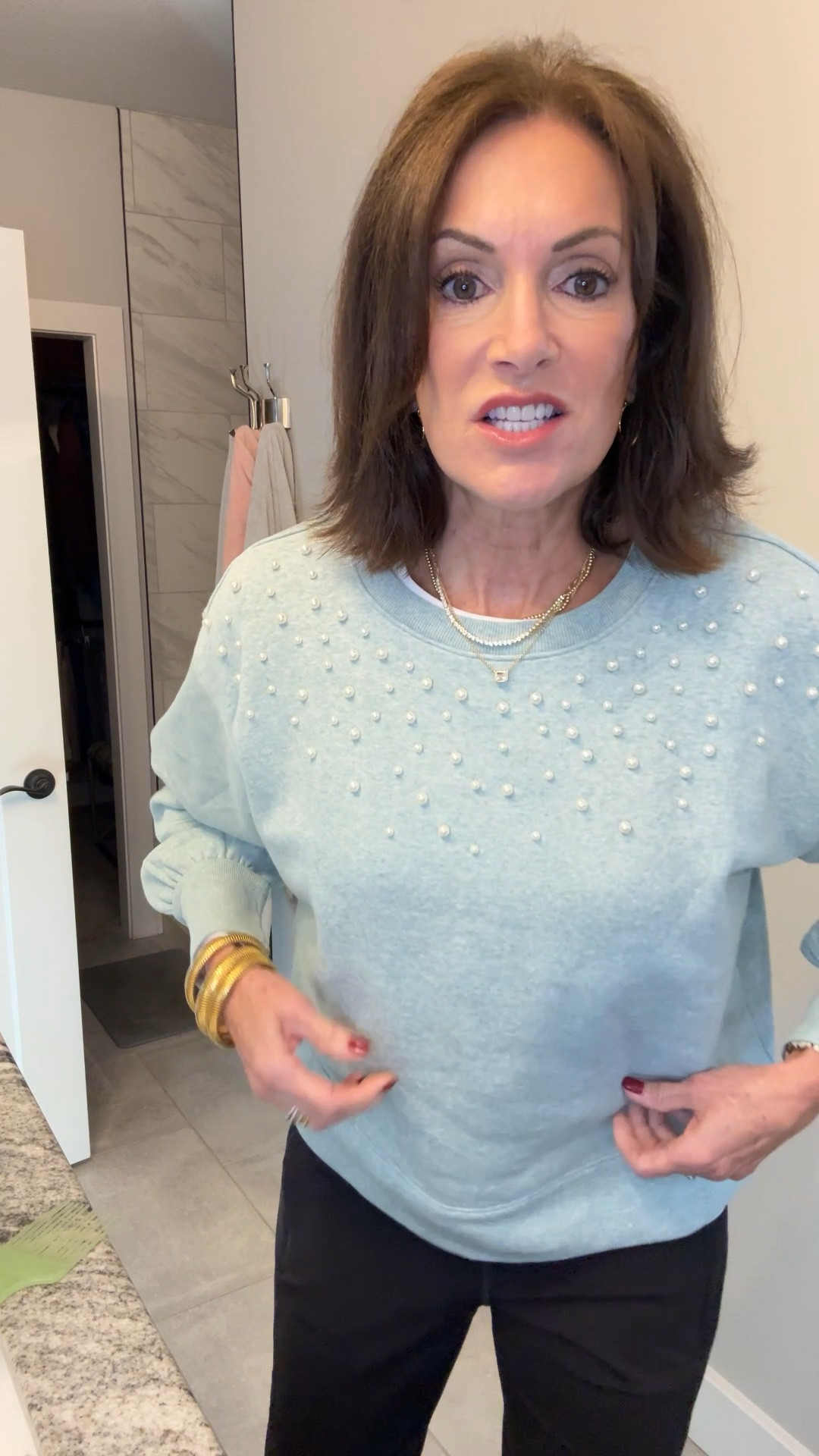 Running errands! 

Pearl embellished sweatshirt - Large 
Fleece lined joggers - medium tall 
Tee - L 


Casual style 

#LTKTall #LTKMidsize