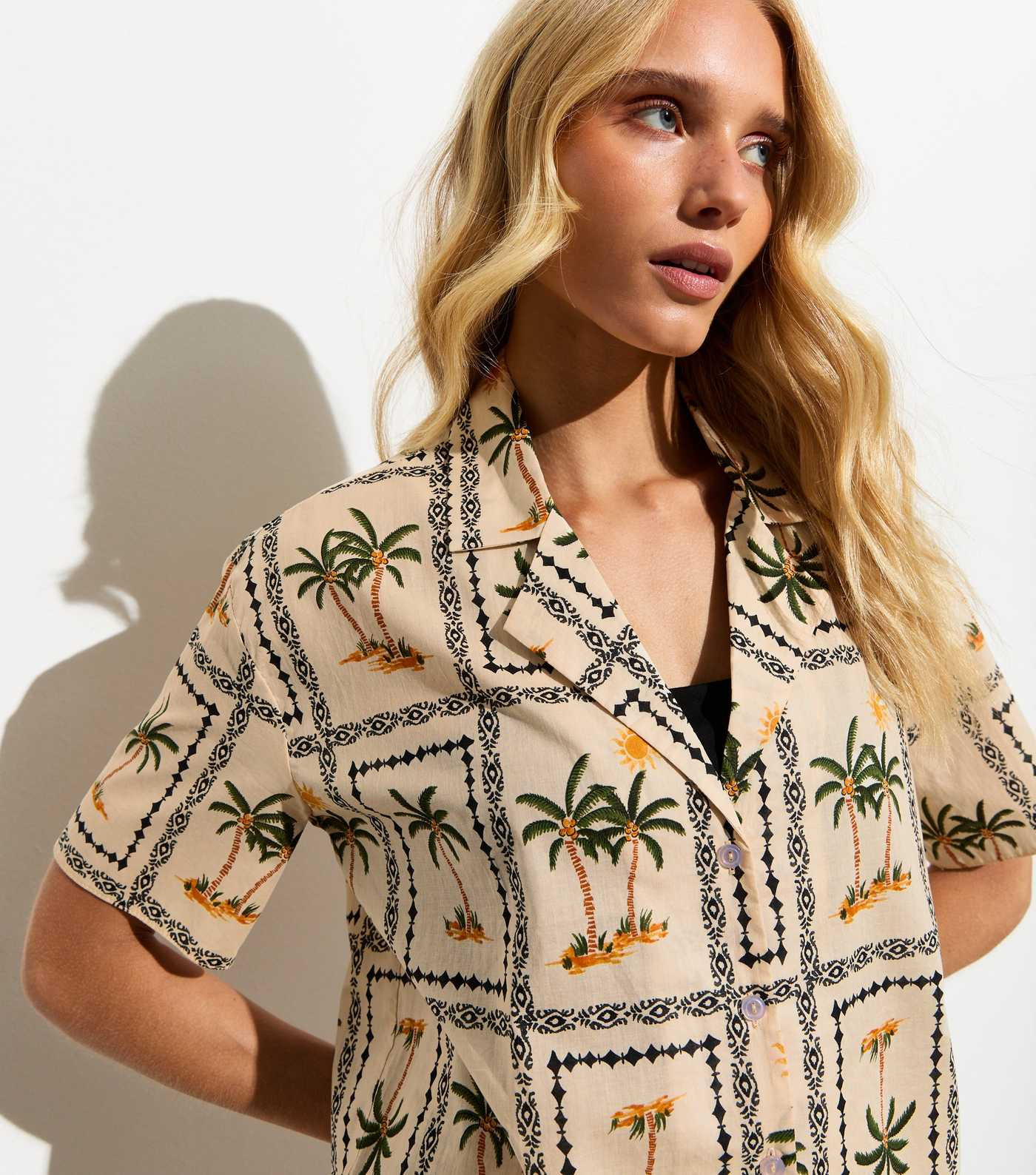 Off White Cotton Palm Print Short Sleeve Resort Shirt | New Look | New Look (UK)