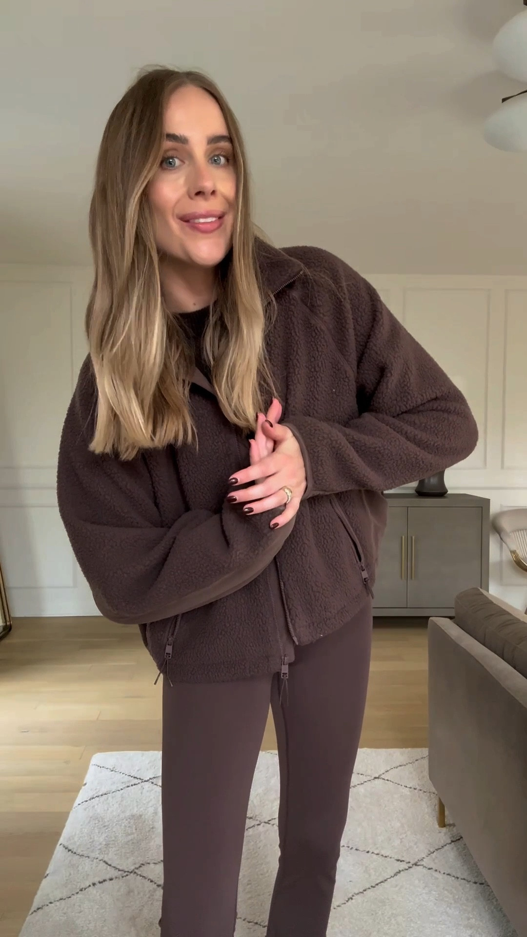 Fashion Jackson, @vuori 

#LTKActive #LTKOver40