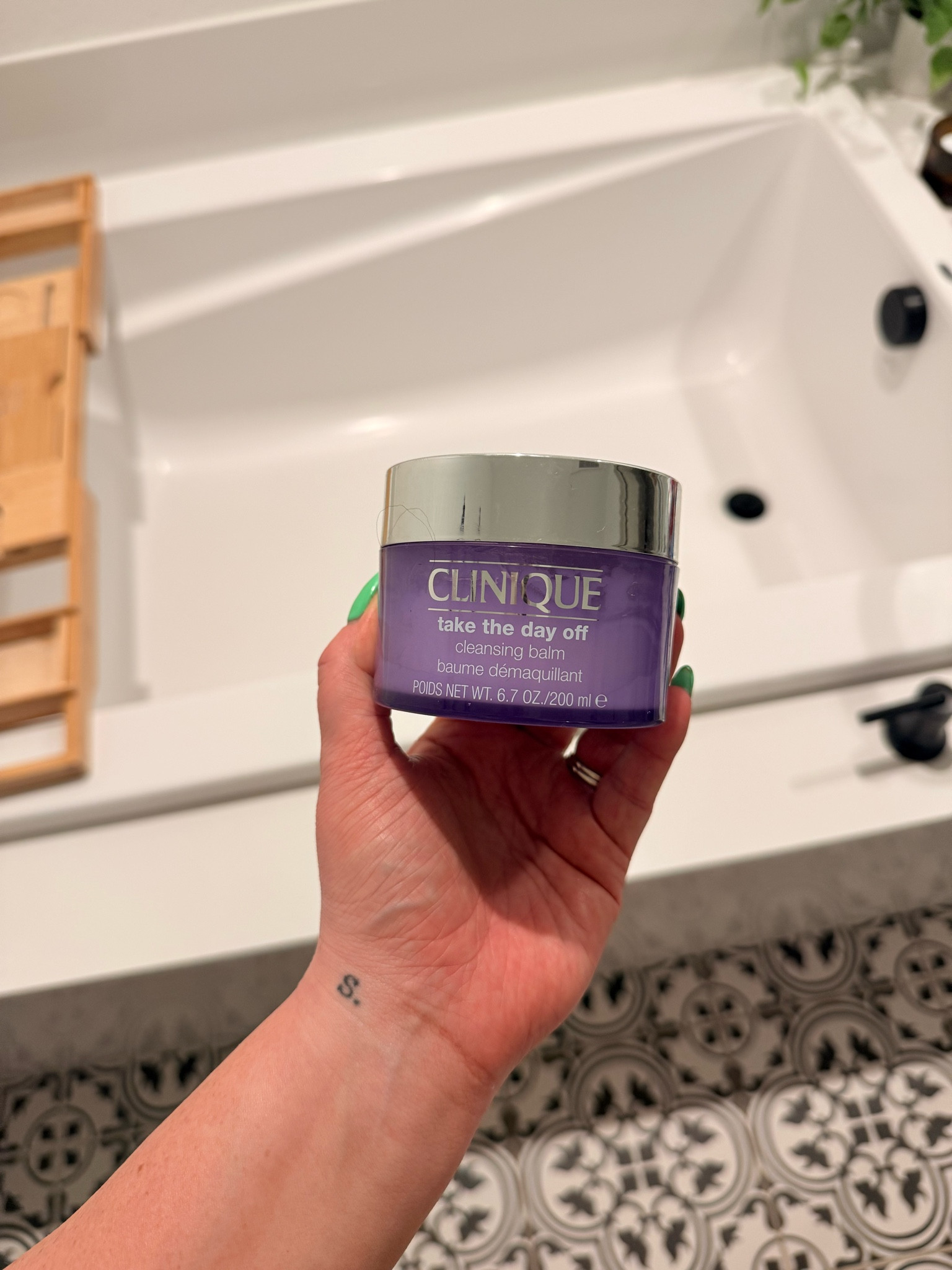 The secret to my flawless skin at bedtime is this 

#LTKbeauty #LTKstyletip #LTKfindsunder50