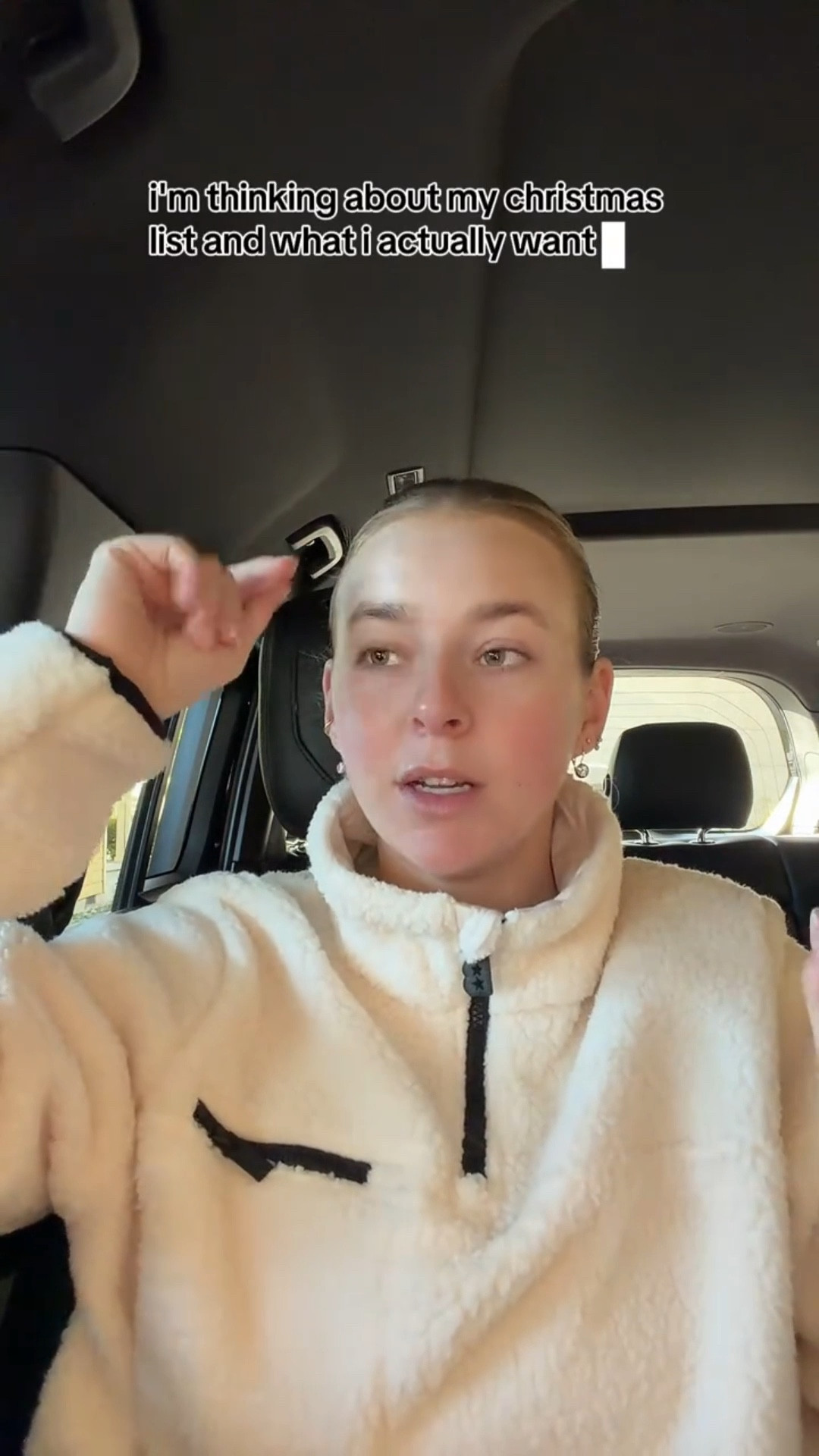 need to add a good travel bag to my list asap :) 

on another note, this fleece pullover is one of the softest things I’ve worn this season !!#weekendbag 

#LTKGiftGuide #LTKTravel #LTKHoliday