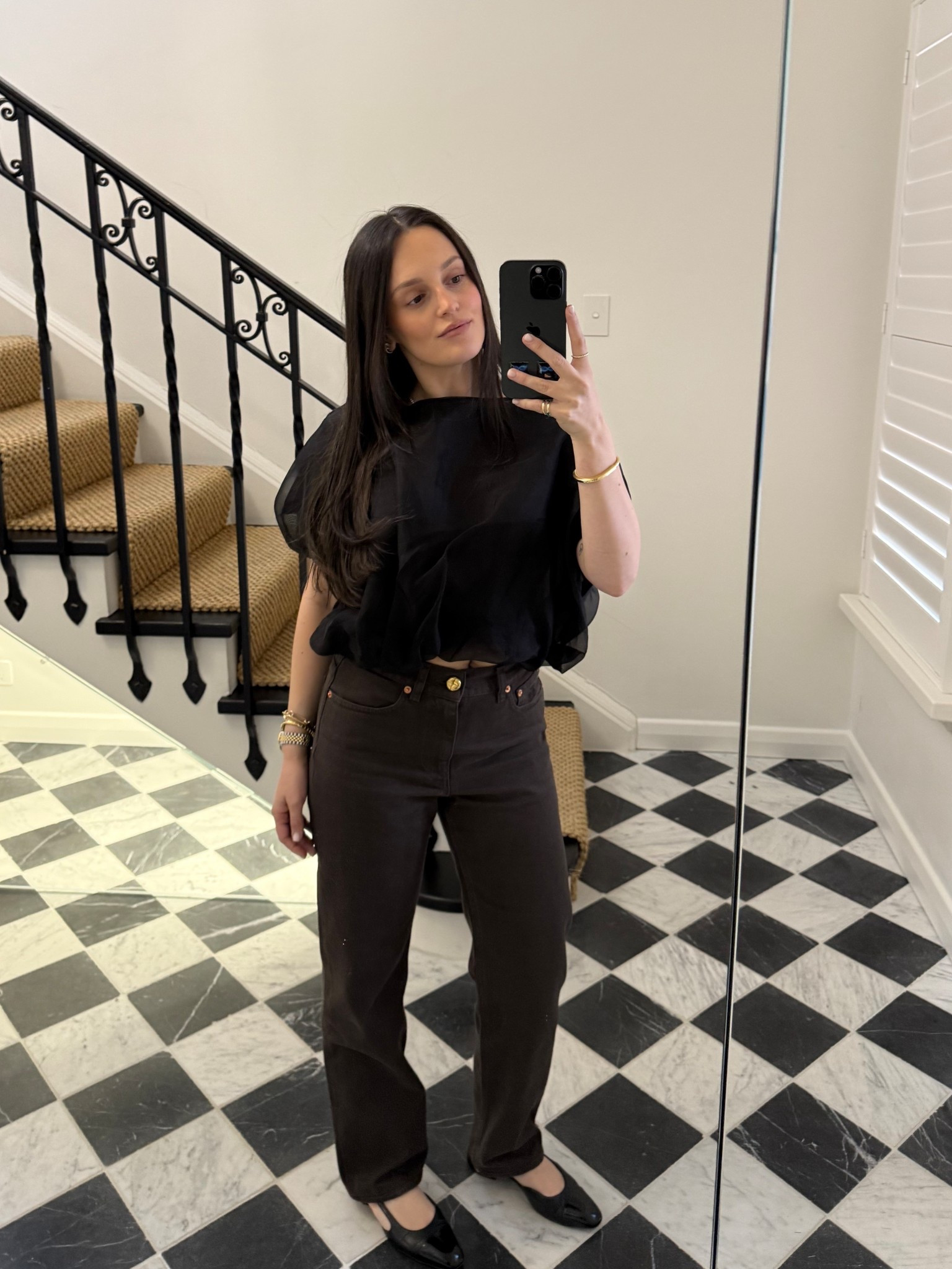 Loving brown and black together!
Top: size small (but should have gone the XS). This is old season but I’ve linked similar.
Jeans: size 1
Shoes: 36. These are Chanel, have linked similar.

#LTKspring #LTKaustralia #LTKstyletip