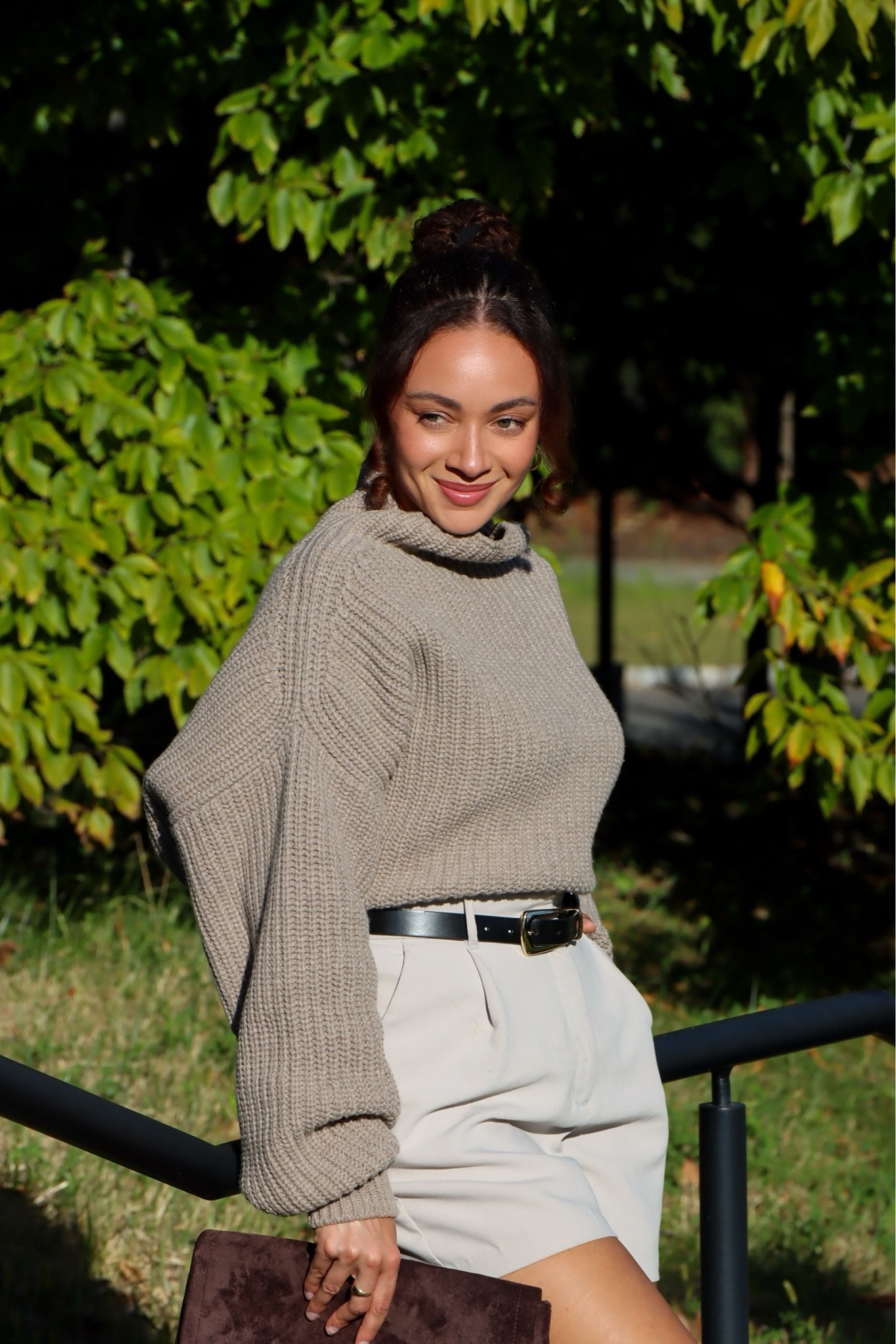 Easy fall outfit formula! Knit sweater, tailored shorts, and a statement belt