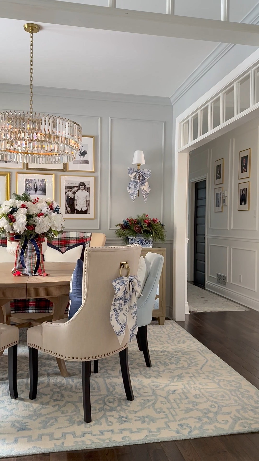 Dress up your dining room with chic layers of toile bows, greenery and an oversized arrangement



#LTKSeasonal #LTKHome #LTKHoliday