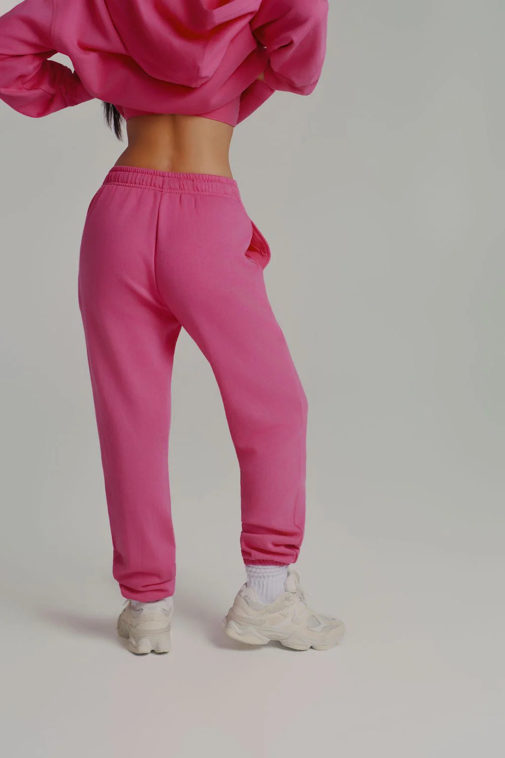 Threads Jogger Sweatpant - Onyx Black | Buffbunny Collection
