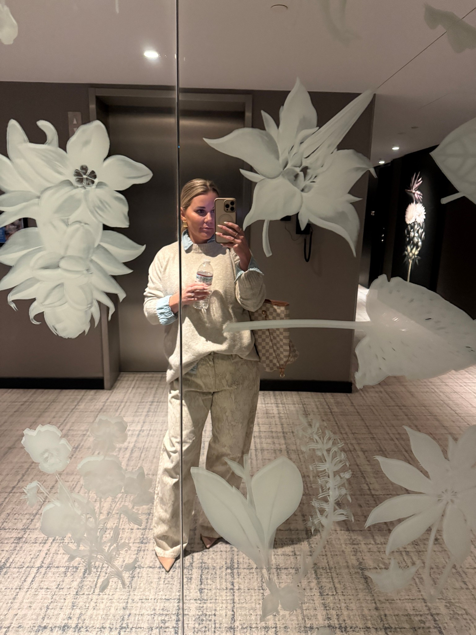 Work outfit, Europe outfit, casual work outfit, barrel jeans 

#LTKootd #LTKdayinmylife #LTKPetite