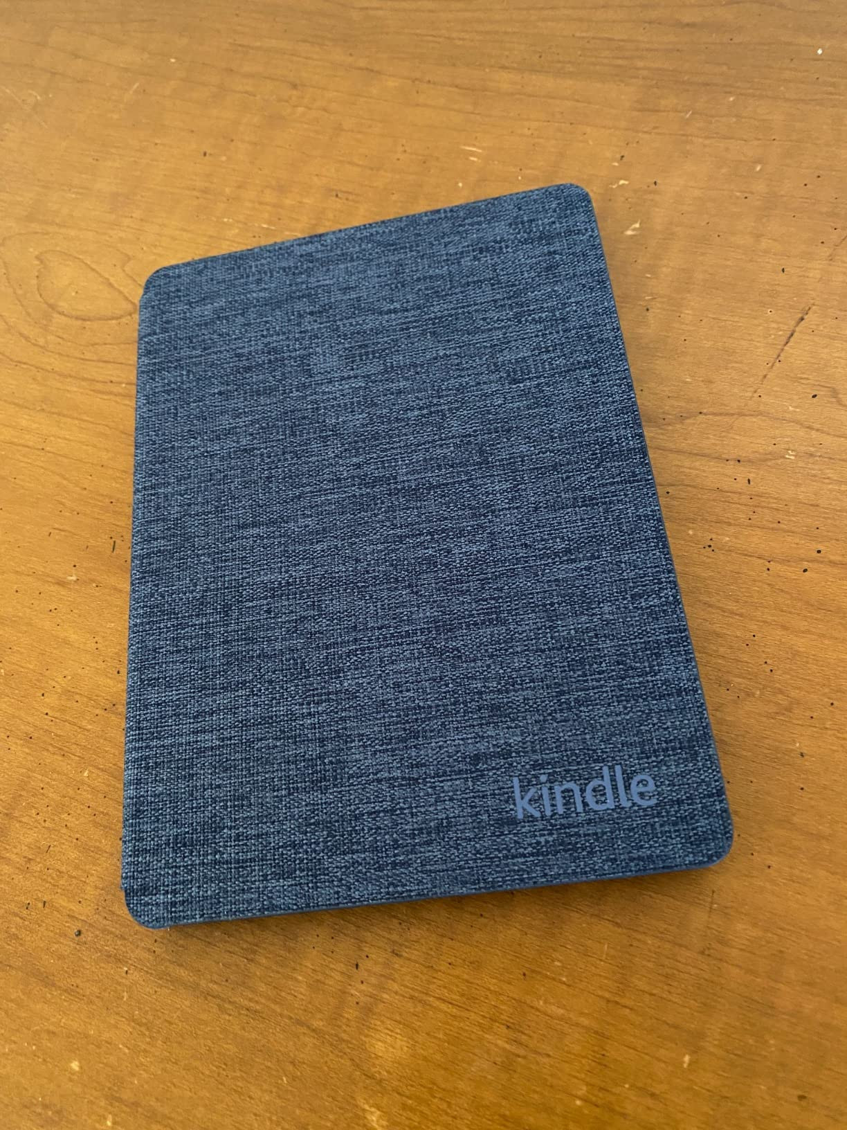 Kindle Paperwhite Essentials Bundle including Kindle Paperwhite (16 GB) - Agave Green, Fabric Cov... | Amazon (US)