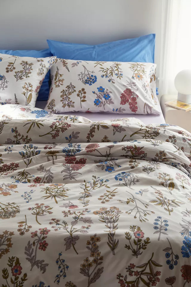 Myla Floral Duvet Set | Urban Outfitters (US and RoW)