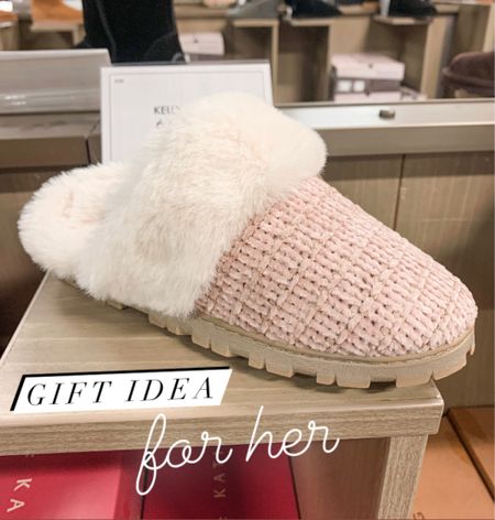 Gifts for her, gift ideas for her, gift guide for her, women’s slippers

#LTKshoecrush #LTKunder50

#LTKSeasonal #LTKHoliday #LTKGiftGuide