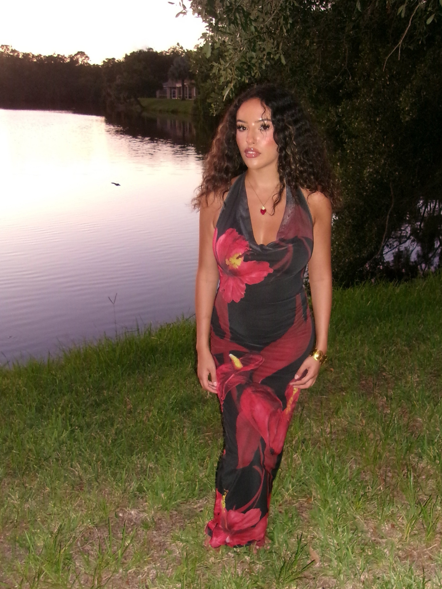 Sunset pics with a floral dress is always a yes 

#LTKBeauty #LTKStyleTip #LTKFindsUnder50