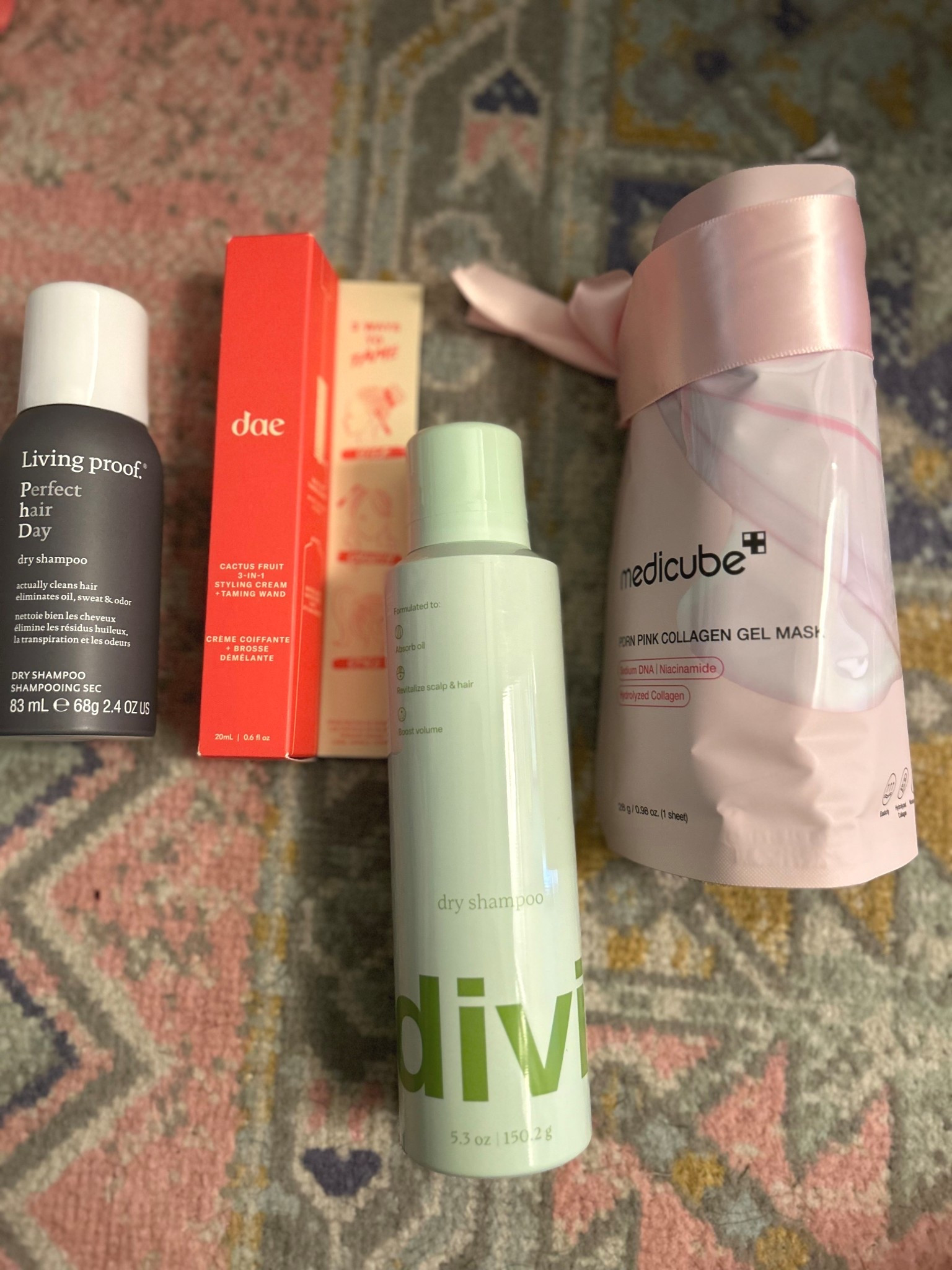 My favorite things // living proof dry shampoo, dae styling cream, divi dry shampoo, medicube collagen gel mask 

#LTKBeauty #LTKmomlife