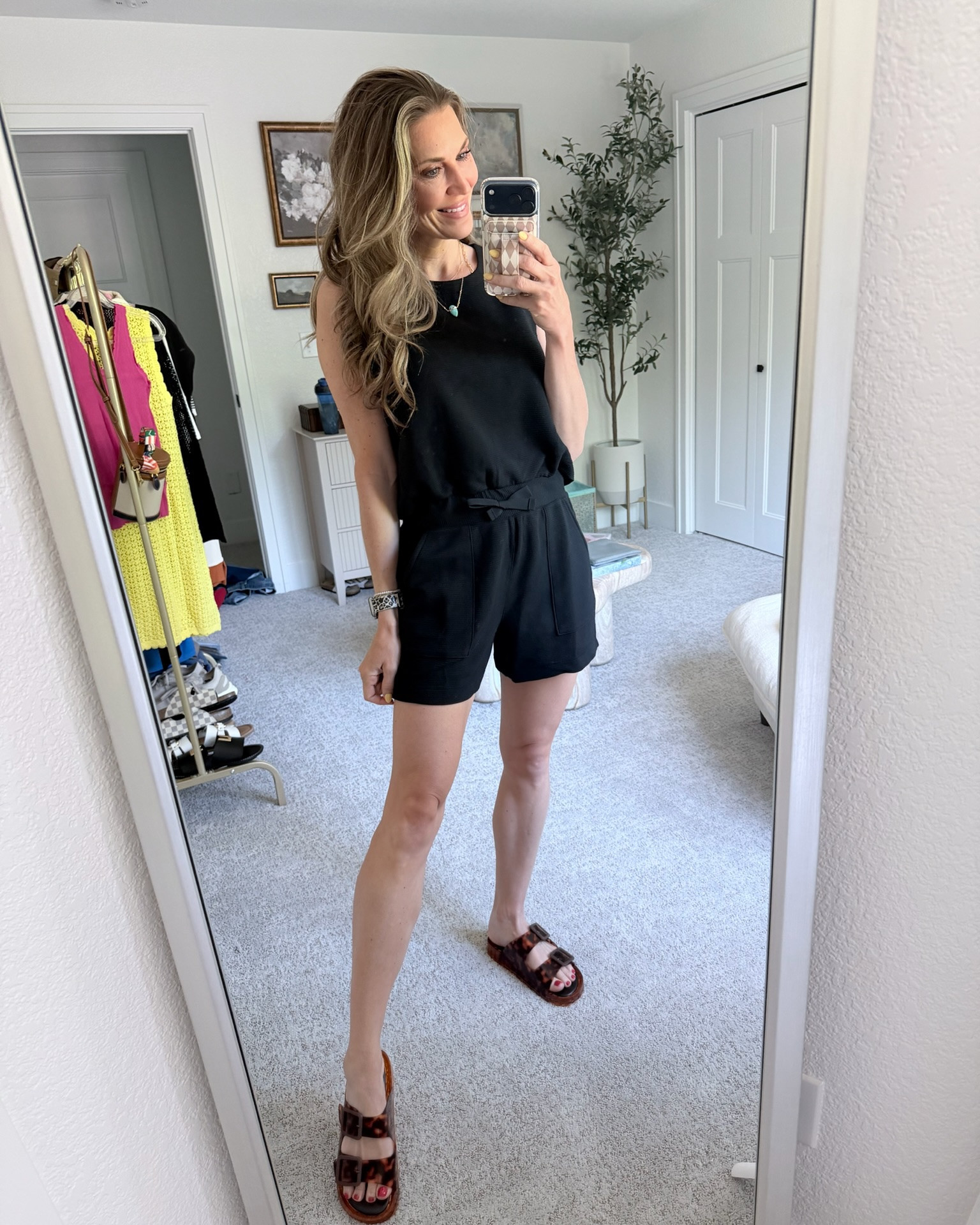 My recent SPANX order did not disappoint 🤍👏🏼
The kind of pieces you throw on once and immediately wonder why you waited so long to order them. Comfortable, flattering, and actually worth the hype ✨

#LTKootd #LTKOver40 #LTKActive