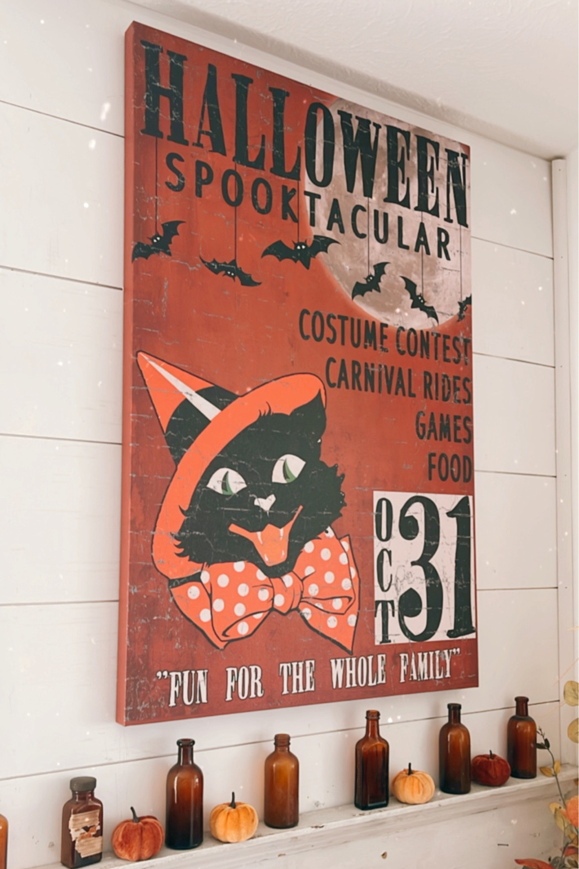 Shop this retro vintage inspired Halloween cat canvas! 

#LTKSaleAlert #LTKSeasonal #LTKHome